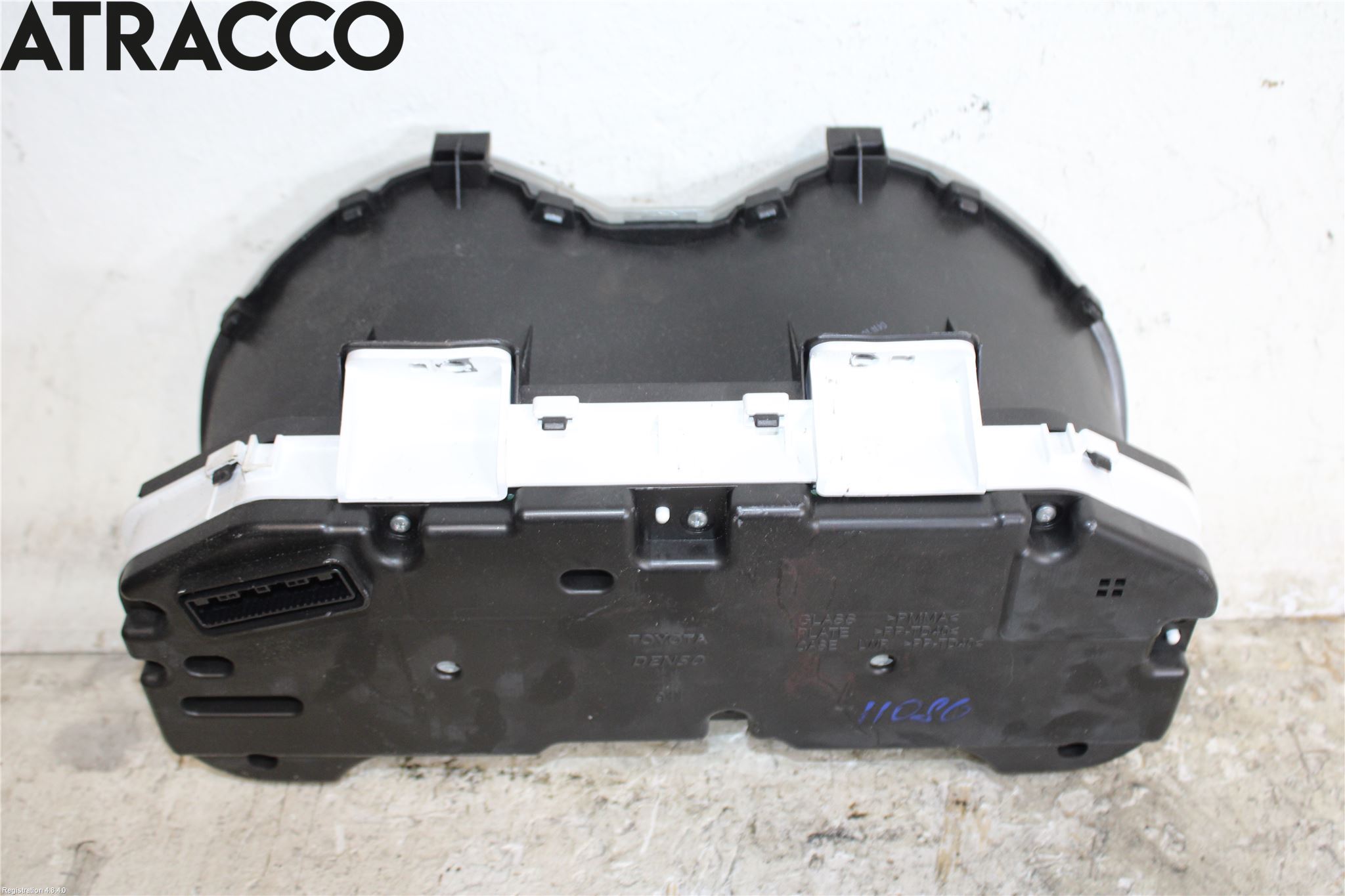 Toyota AURIS 10-12 Instr Kombinert