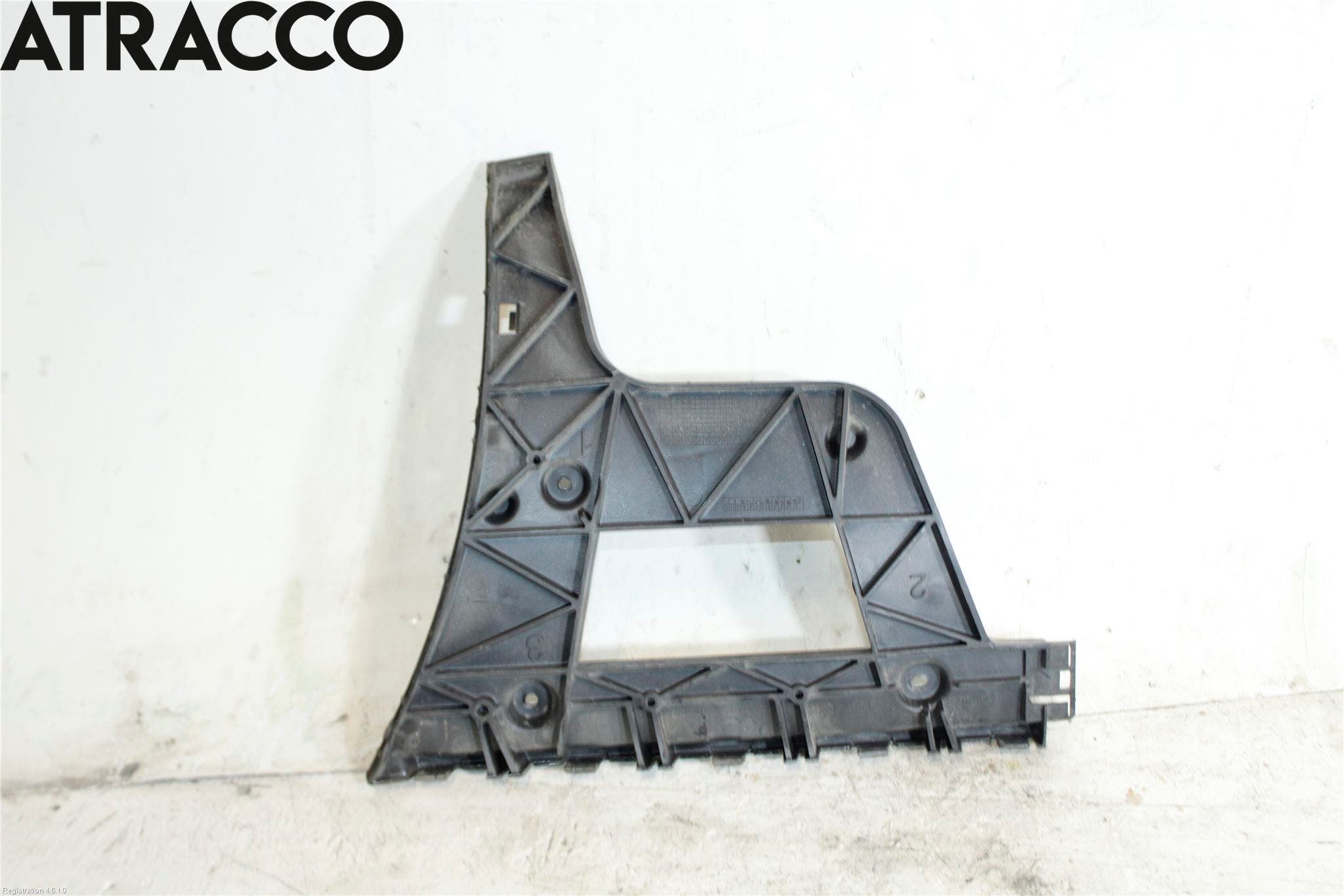 Audi A4/S4 08-11 Støtfangerfeste Bak Høyre