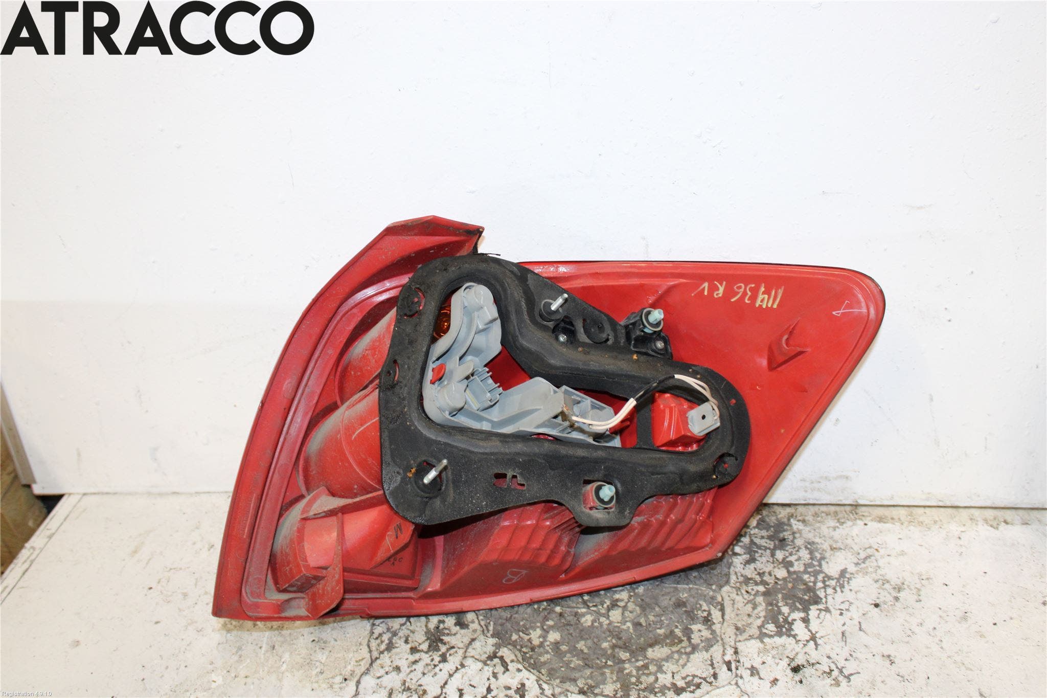 Toyota AURIS 10-12 Baklykt Venstre