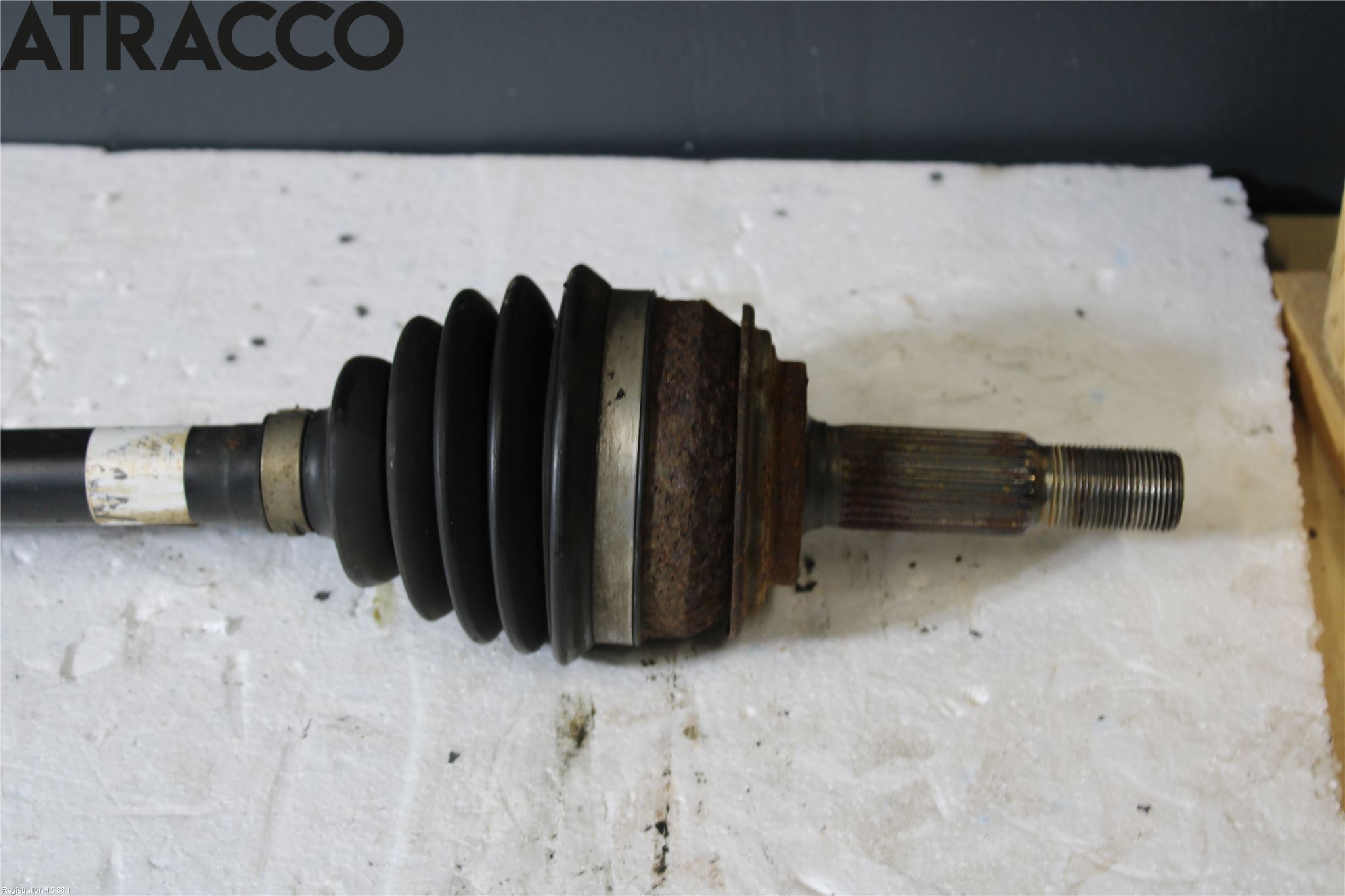 Toyota YARIS XP130 12-14 Drivaksel Foran Kompl Høyre