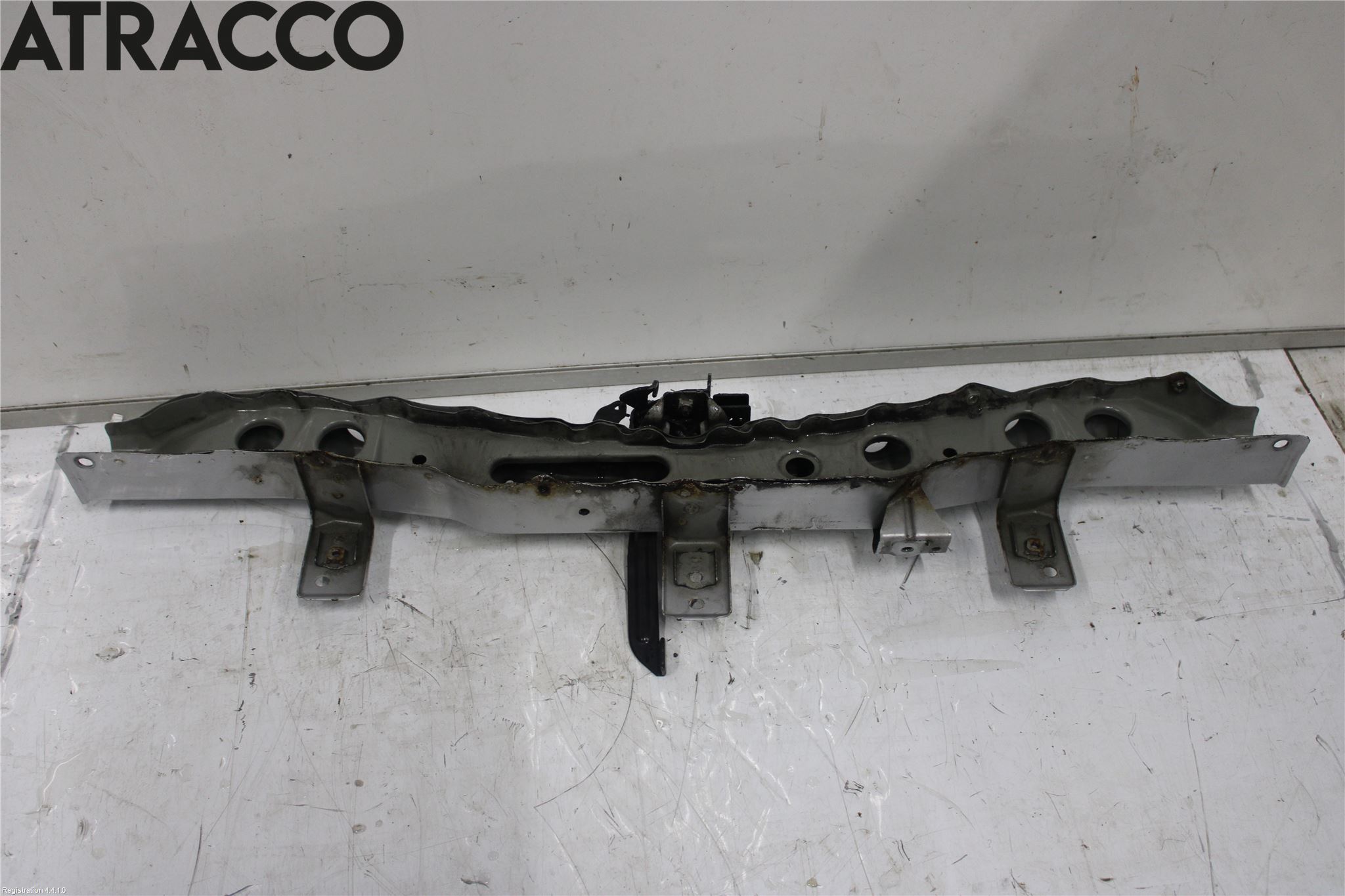 Toyota AURIS 10-12 Panserlås