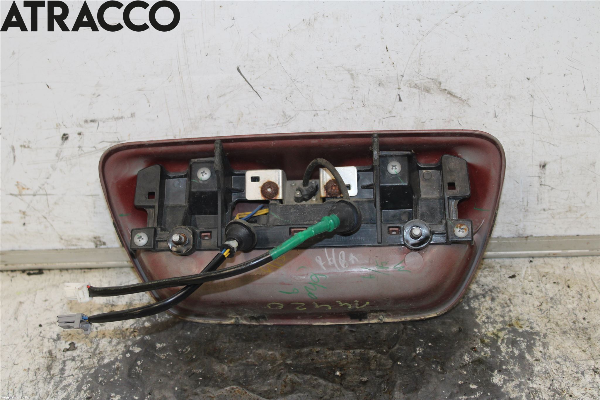 Nissan LEAF 11-17 Bakluke Handtak Ytre