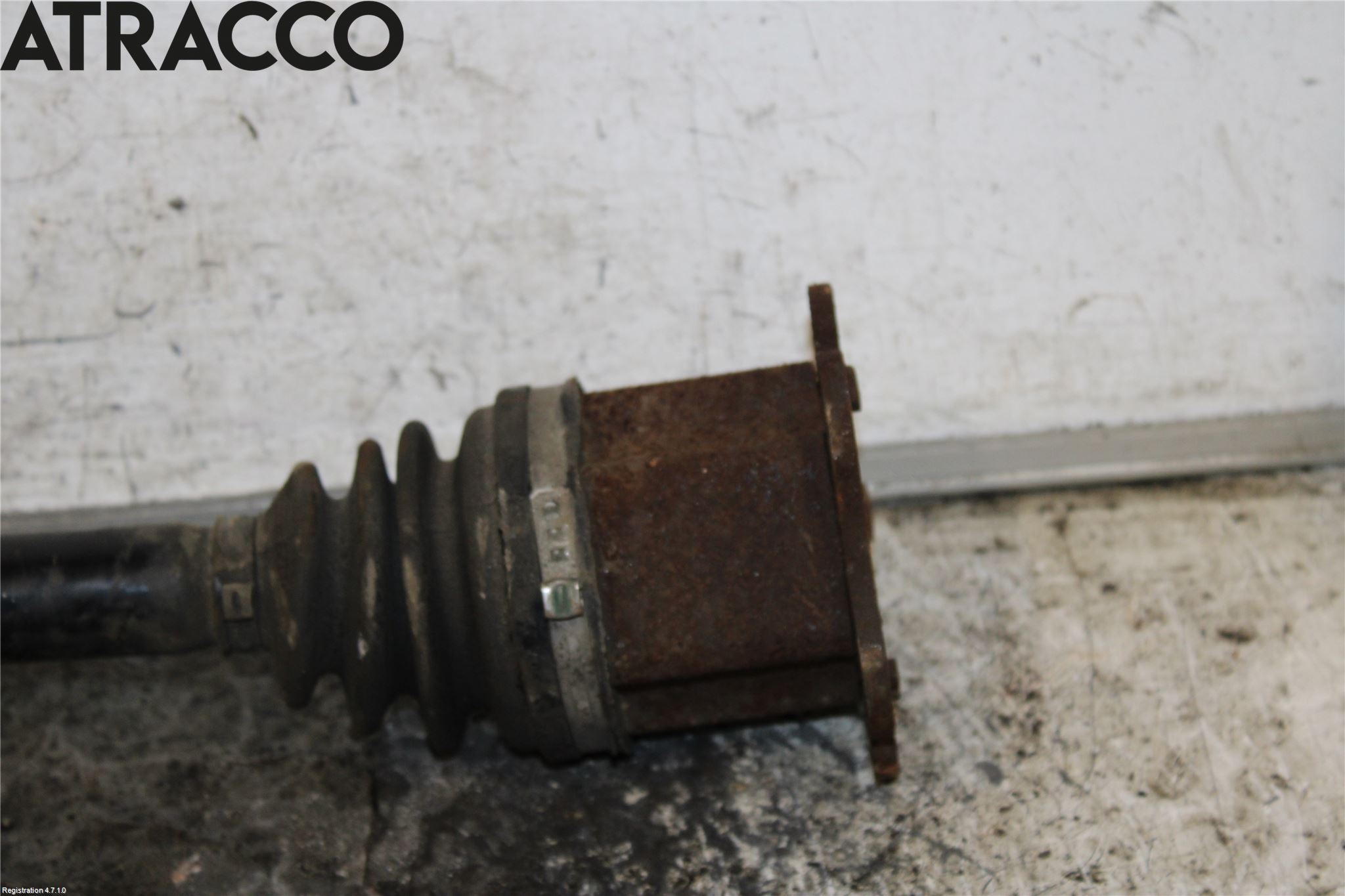 Audi A4/S4 05-07 Drivaksel Foran Kompl Venstre