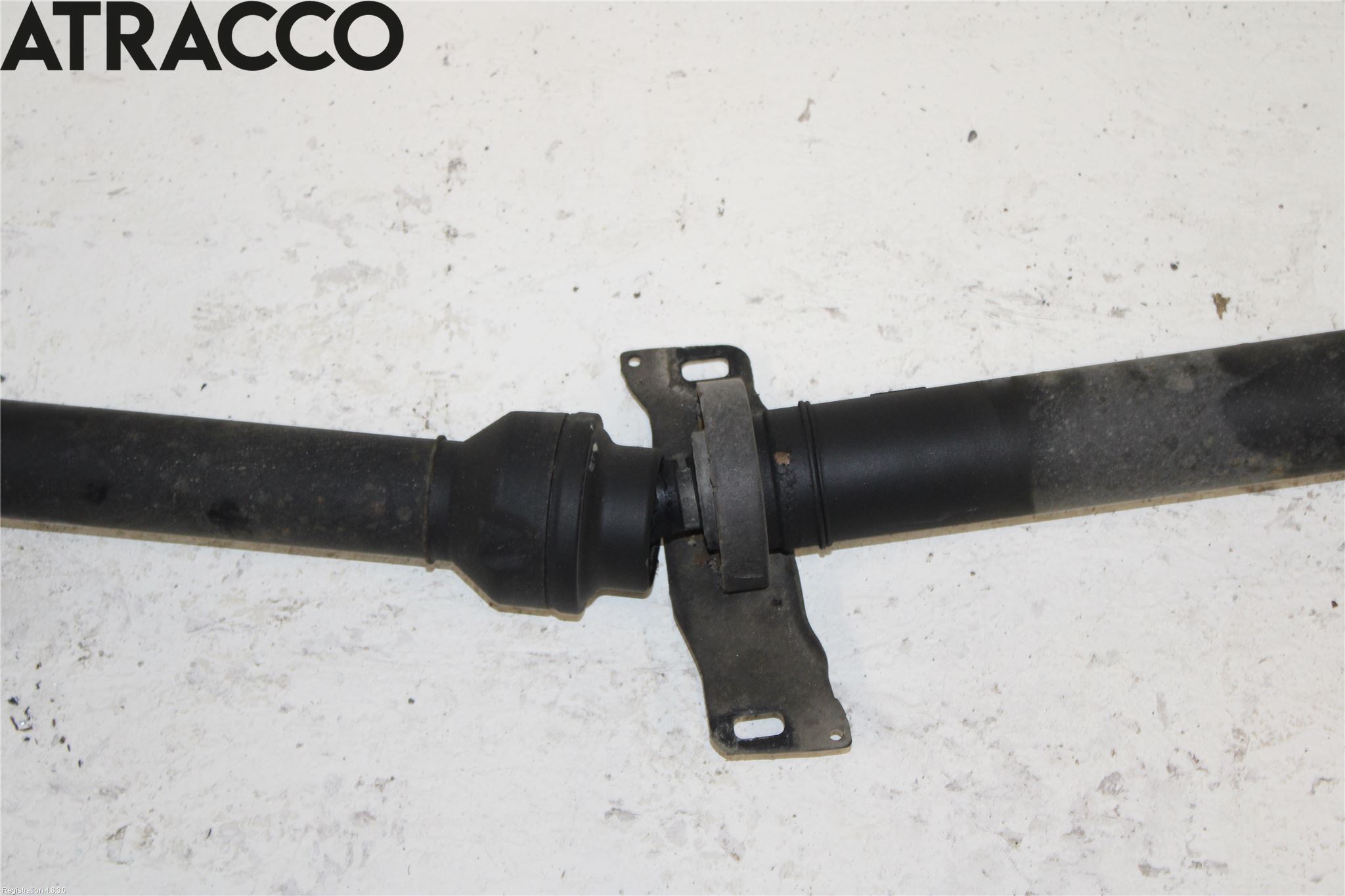 Volkswagen VW GOLF V 04-09 Mellomaksel Kompl