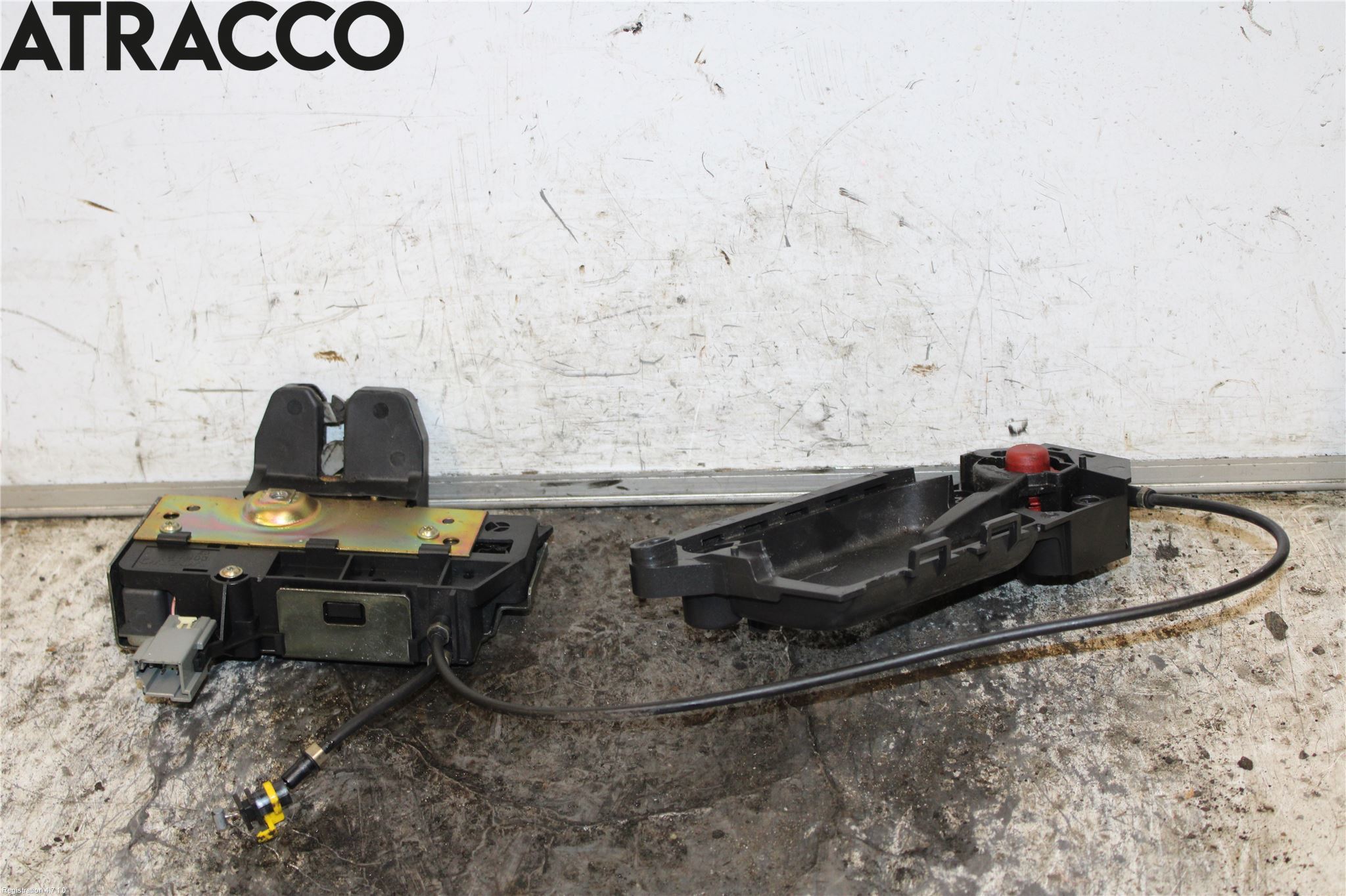 Volvo XC90 03-06 Bakluke-Lokk Låsekasse