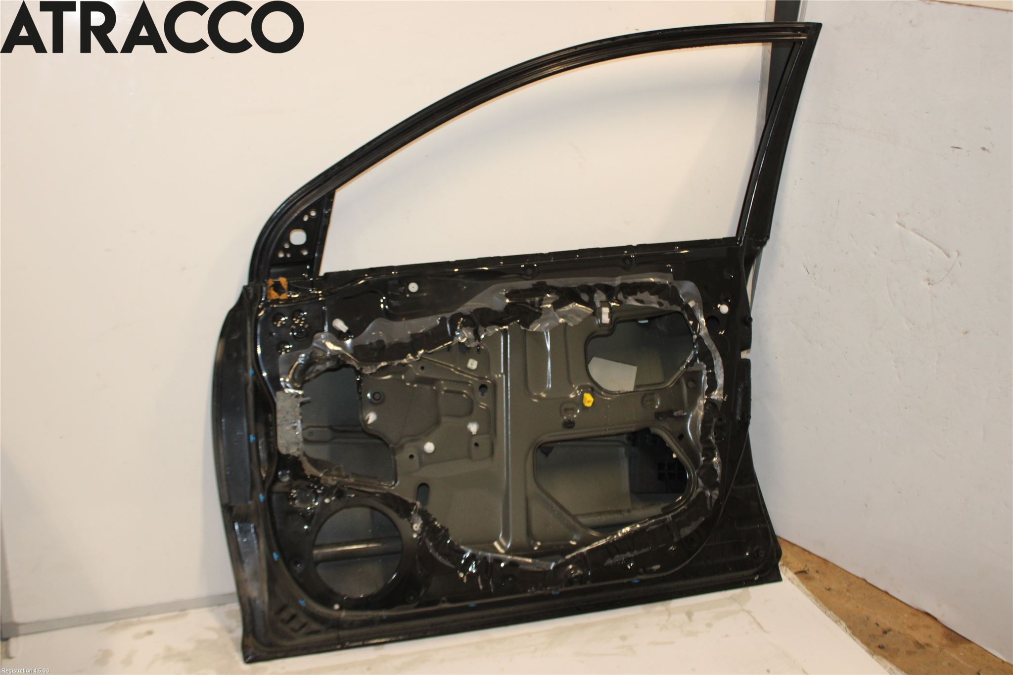 Toyota AVENSIS 07-08 Dør 4D Foran Høyre