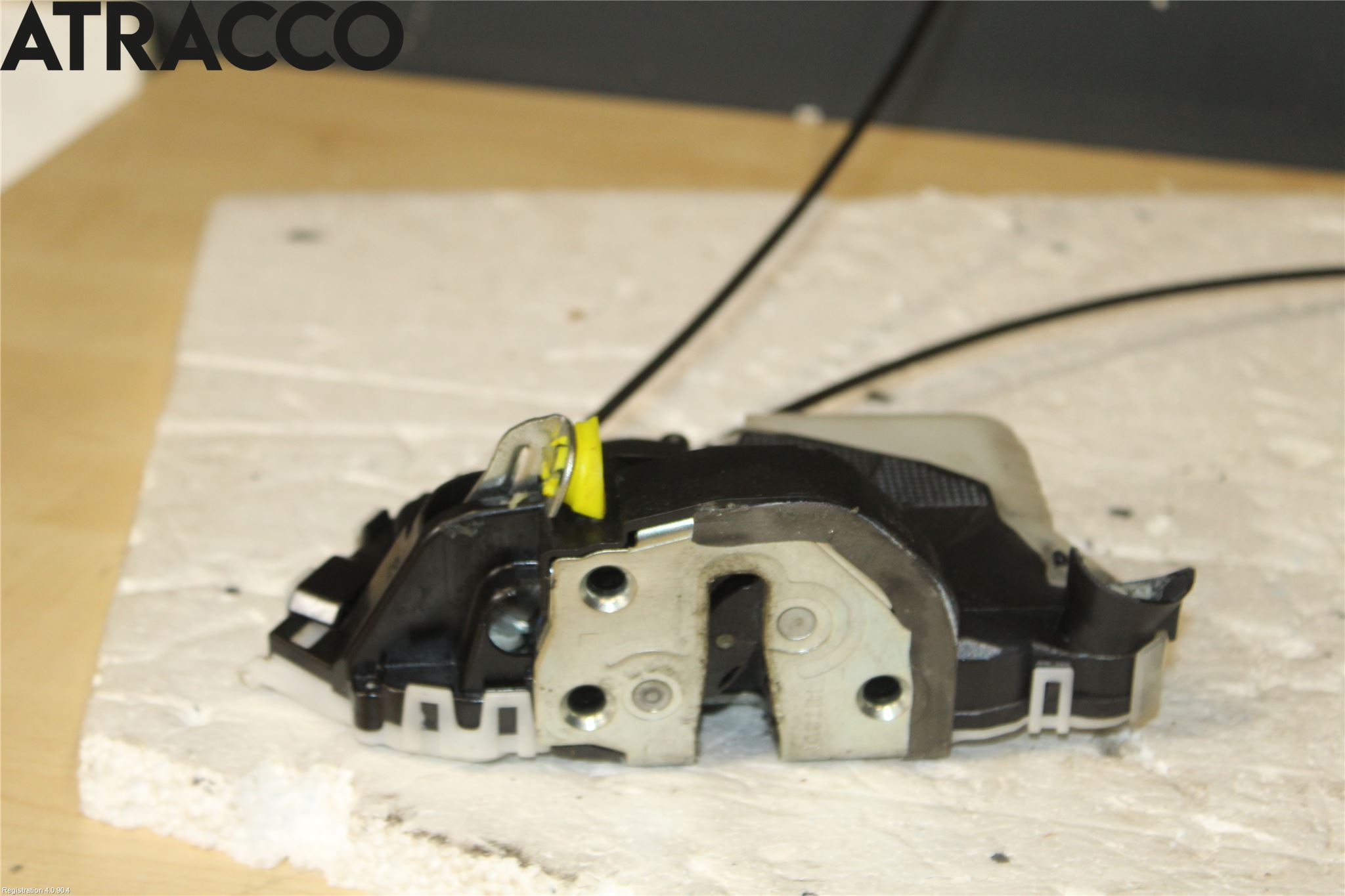 Toyota YARIS XP130 12-14 Dørlås - Låsekasse