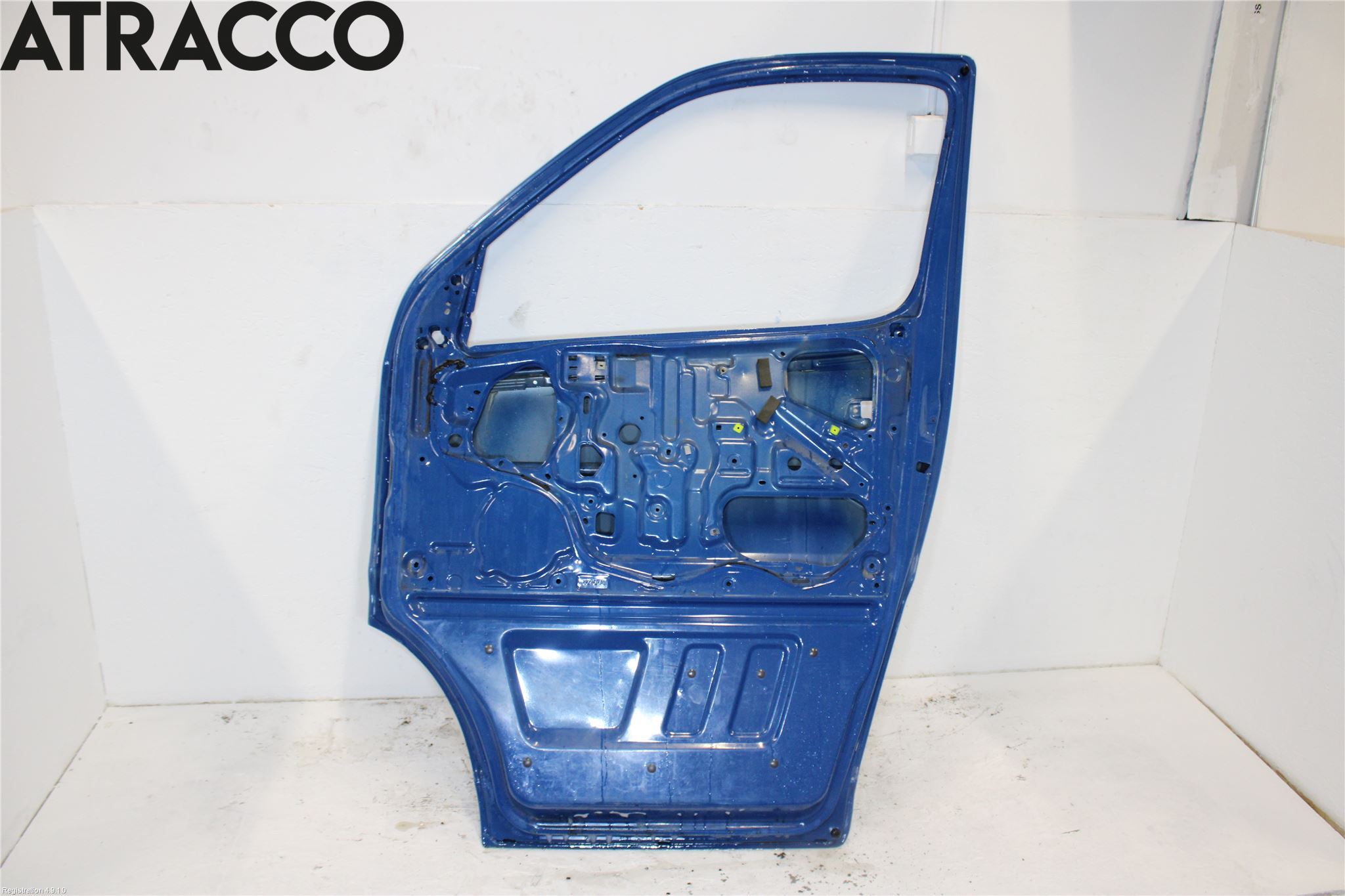 Toyota HI-ACE 95-05 Dør 4D Foran Høyre