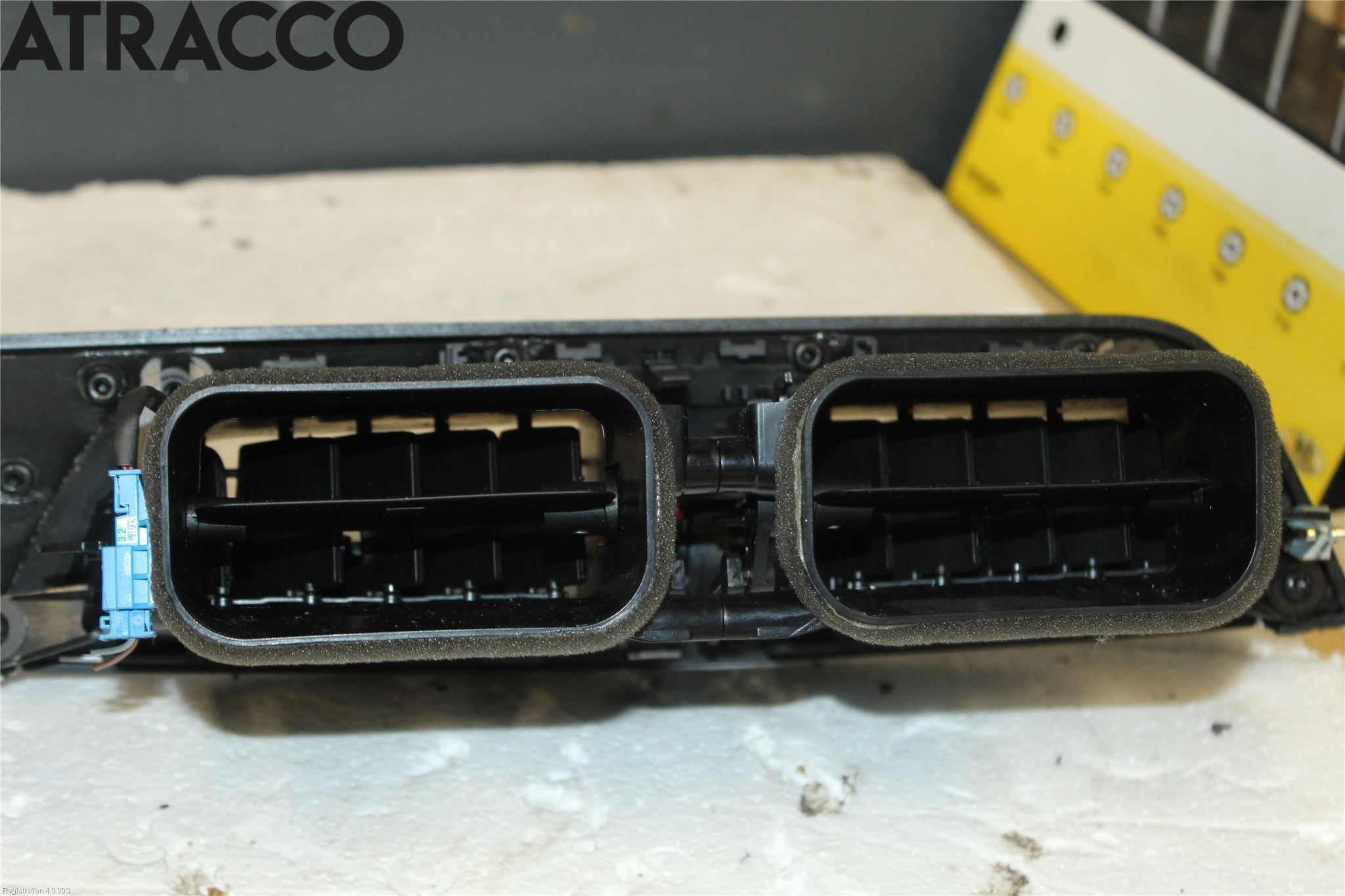 Mercedes-Benz MB E-KLASS COUPÈ/CAB(C207) 09-17 Dashbord Kanal - Dyse