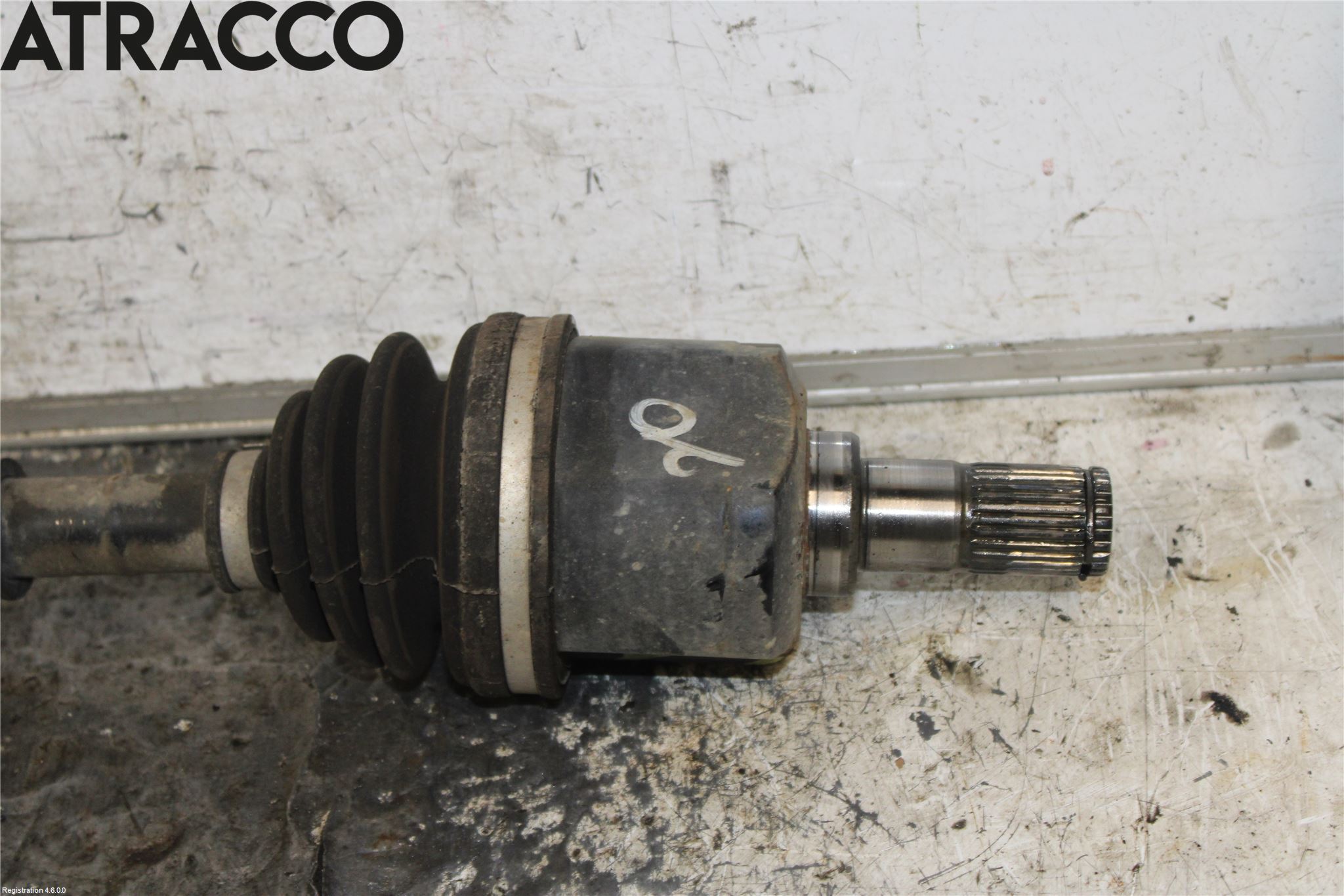 Hyundai i40 08-15 Drivaksel Foran Kompl Venstre