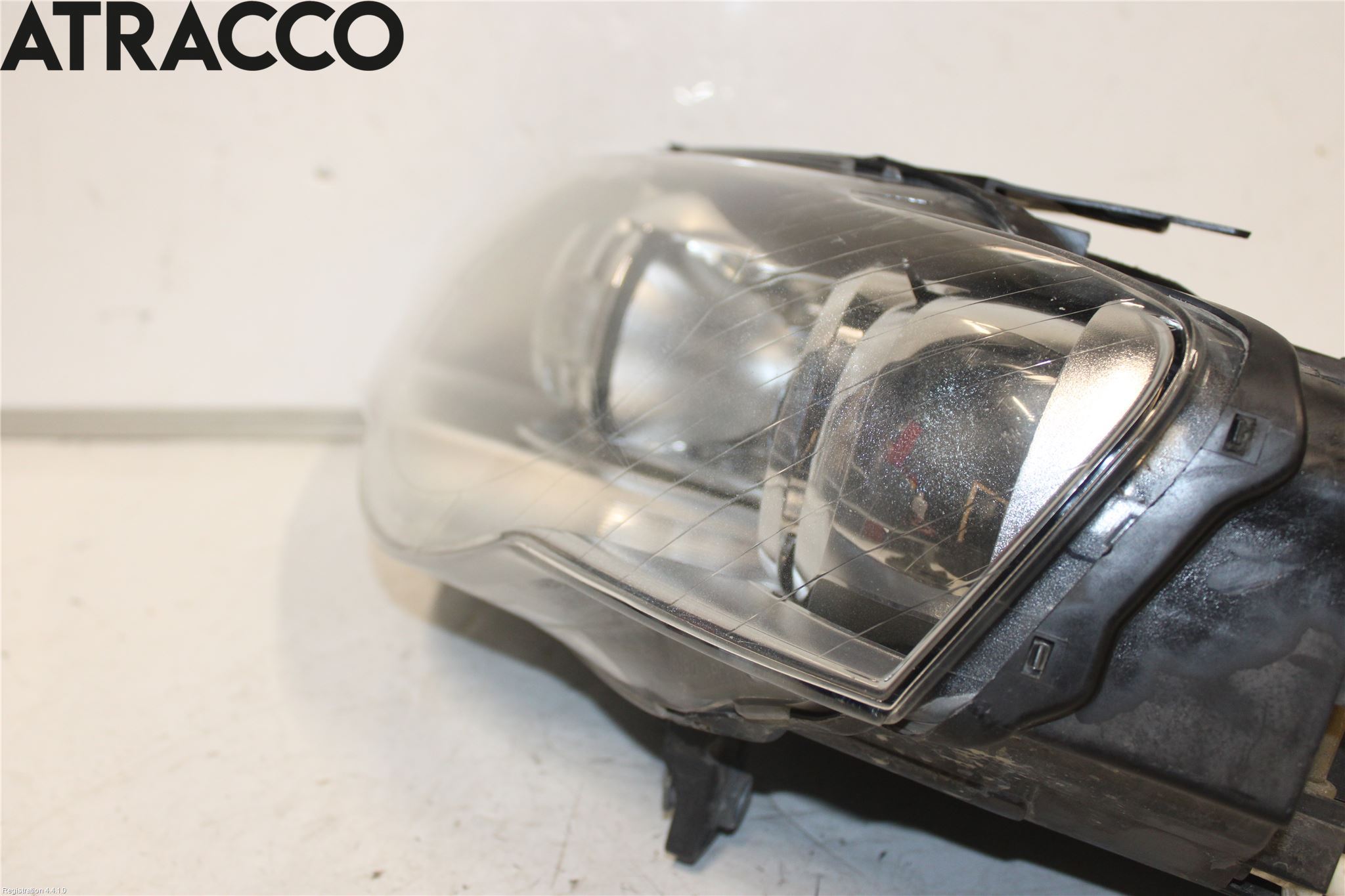 Volkswagen VW PASSAT 05-11 Frontlykt Venstre