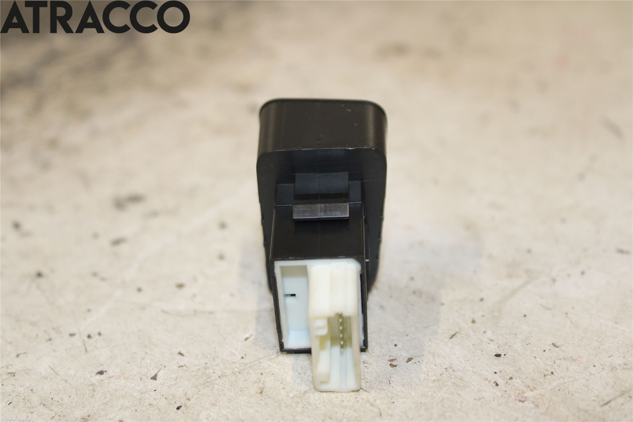 Toyota AURIS 13-19 Bryter Parkeringsbrems