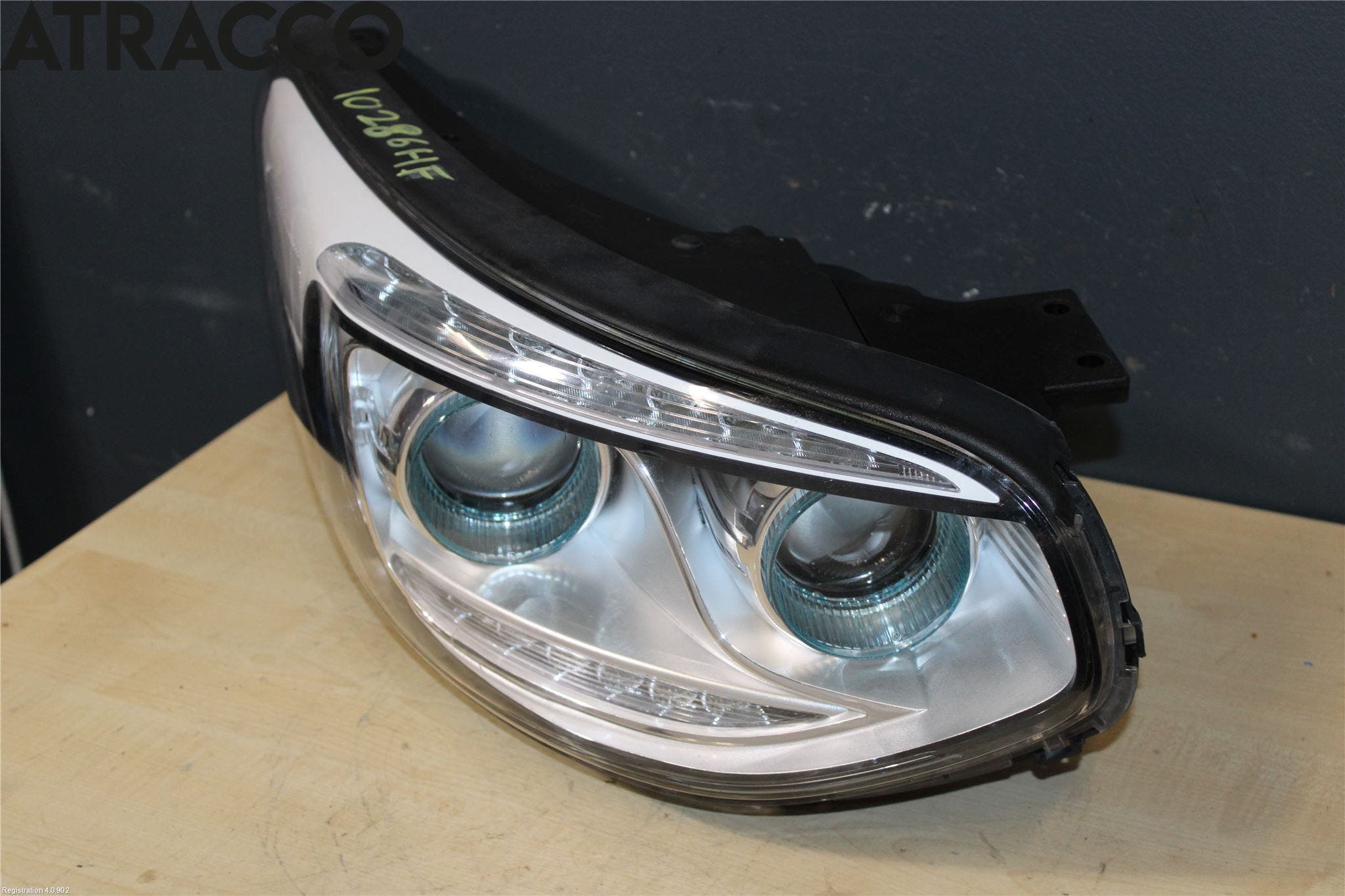 Kia SOUL 09- Frontlykt Høyre