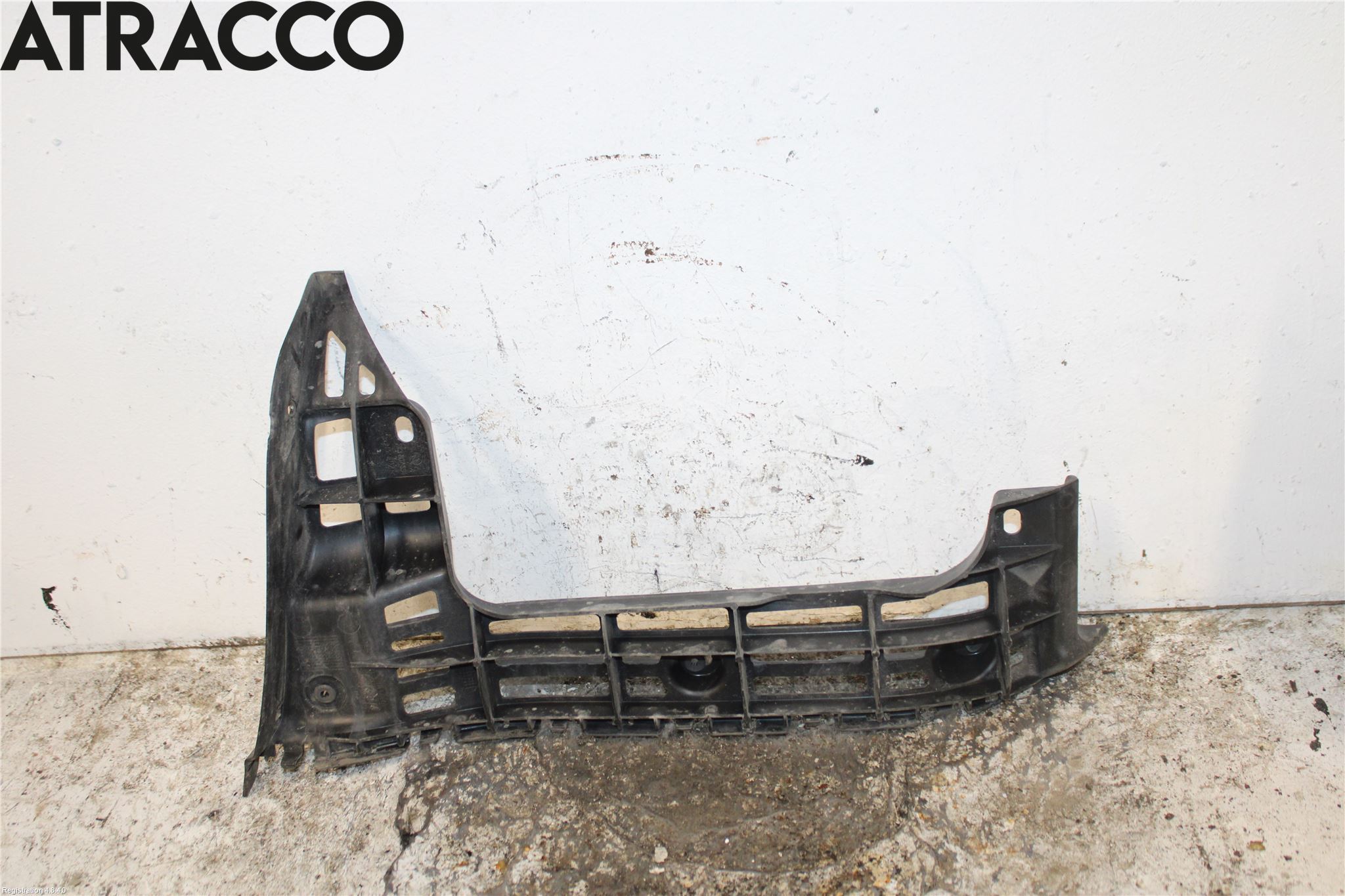 Volkswagen VW CADDY 11-15 Støtfangerfeste Bak Høyre