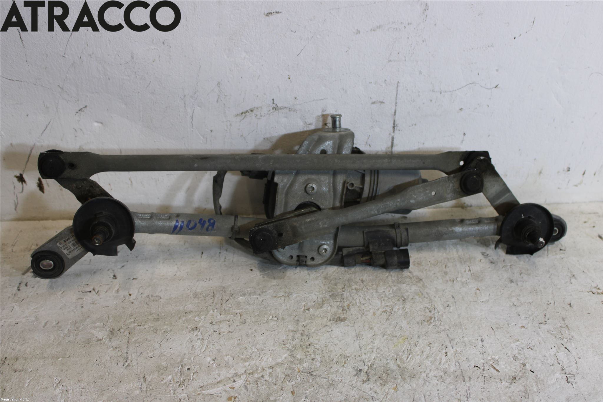 Toyota AVENSIS 09-15 Viskermotor Frontrute