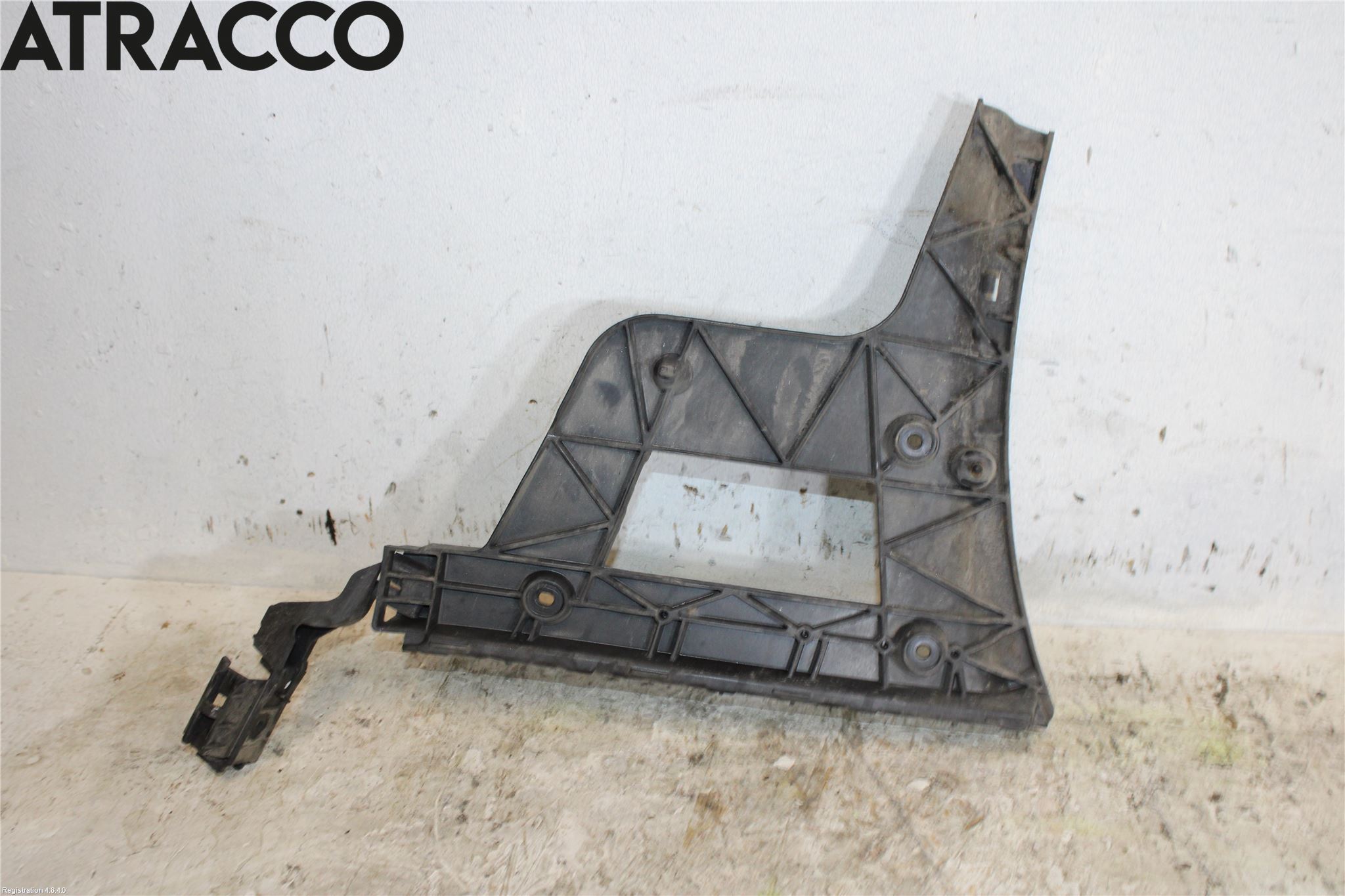 Audi A4 ALLROAD 09-16 Støtfanger Bak Feste