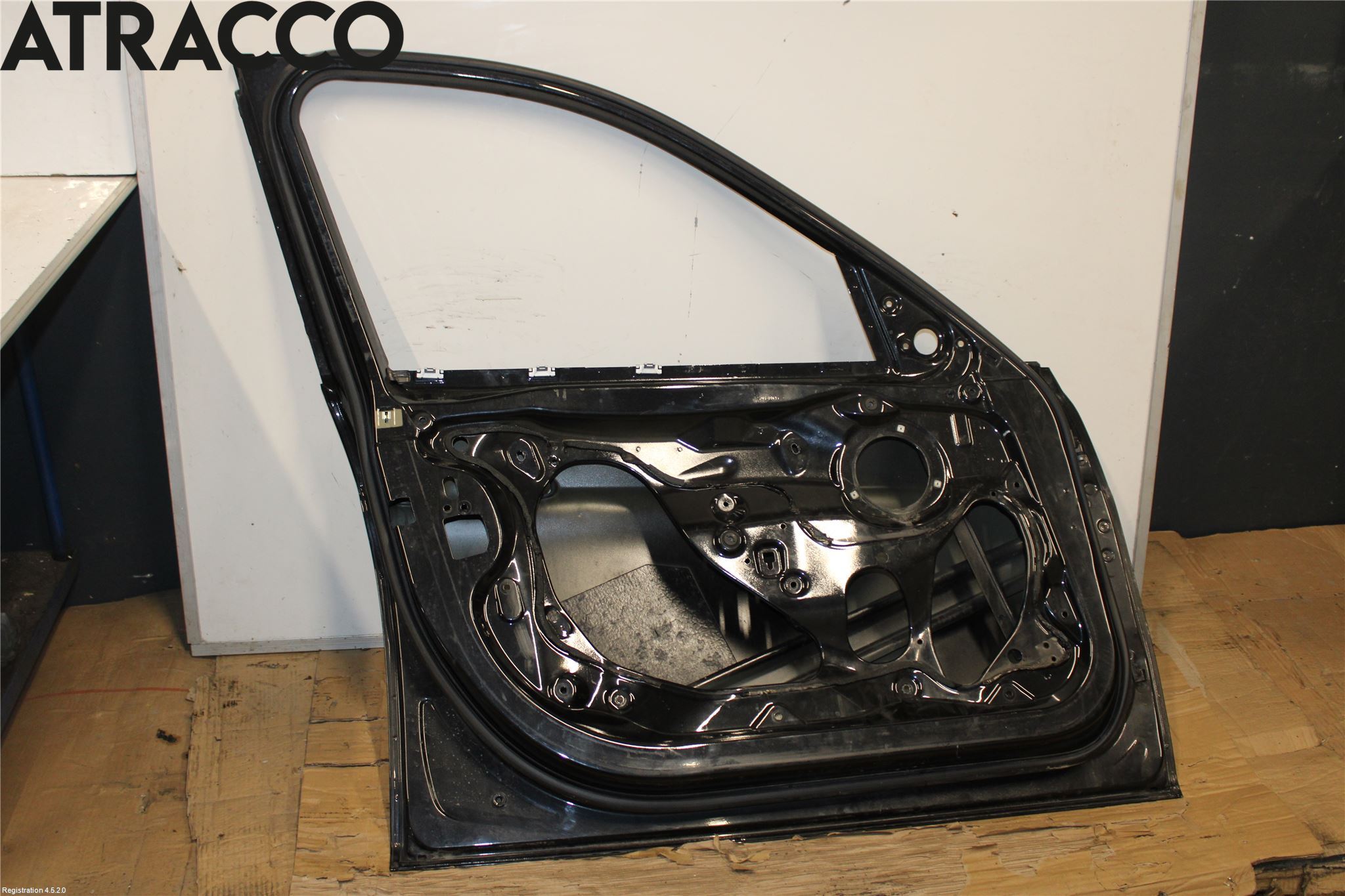 BMW 3 F30/F31/F80 12-19 Dør 4D Foran Venstre