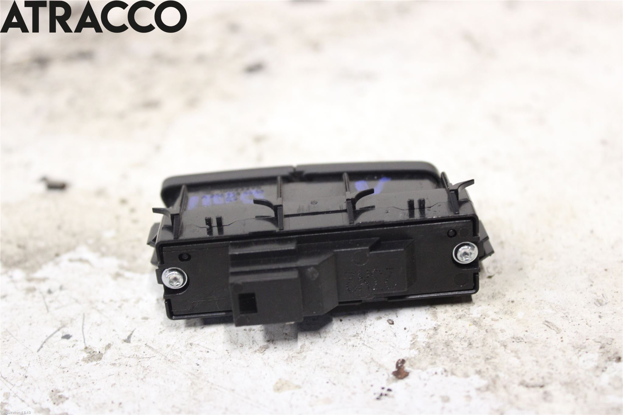 Mercedes-Benz MB ML/GLE-KLASS (W166) 12-18 Bryter Sentral Lås