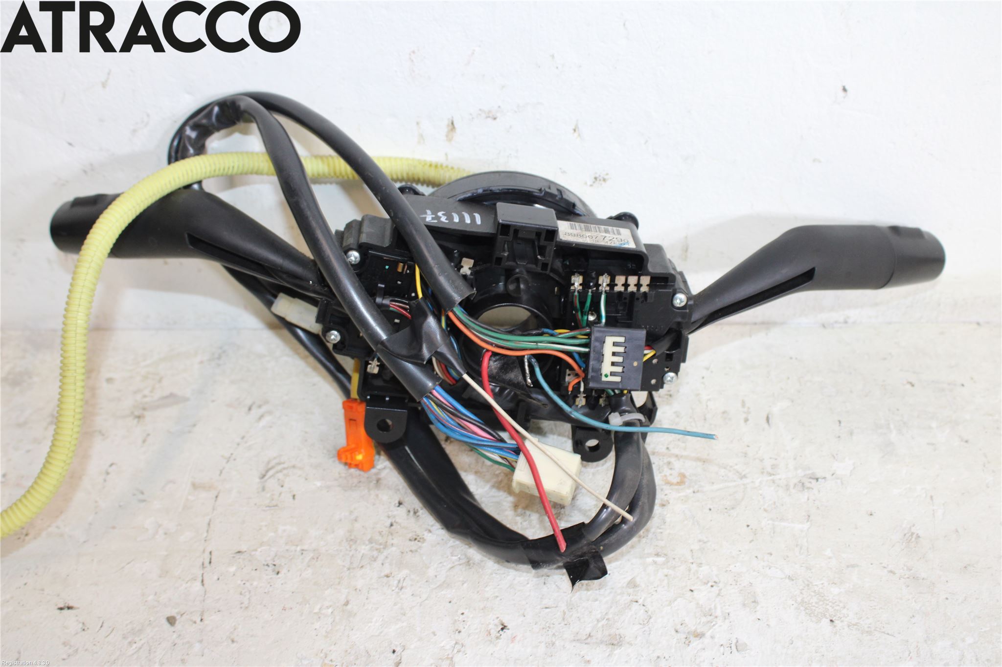 Isuzu D-MAX Bryter Ratt Kombi H Og V