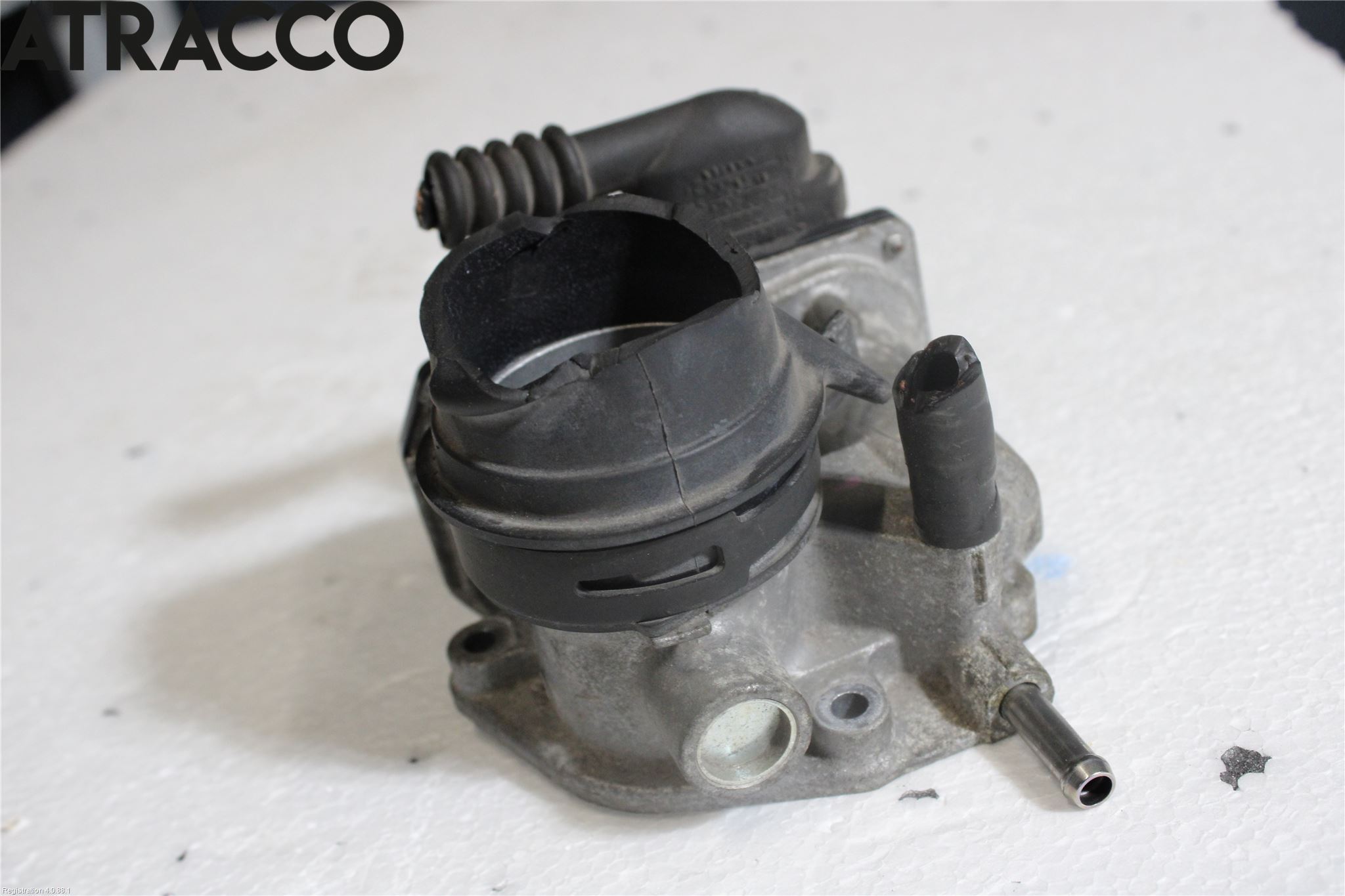 Toyota YARIS XP130 15-20 Inns Spjeldhus