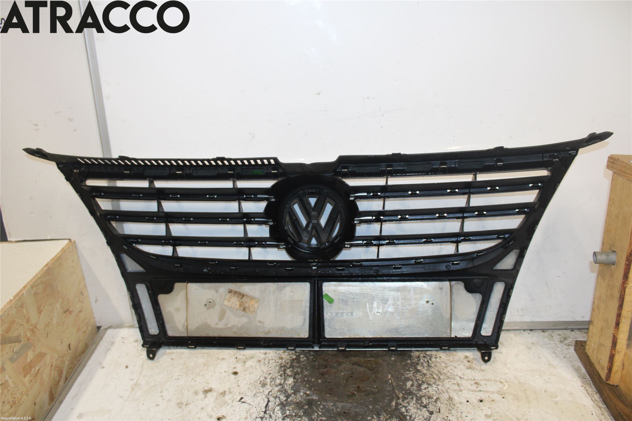 Volkswagen VW TOURAN 03-10 Grill Komplett