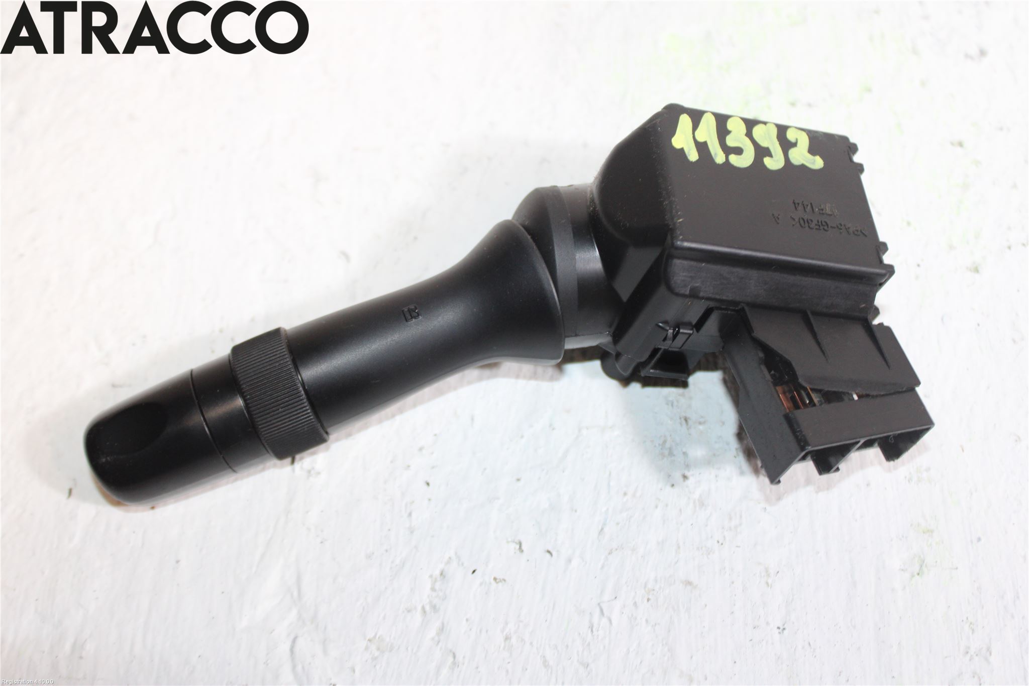 Toyota AURIS 10-12 Bryter Ratt Visker - Spyler