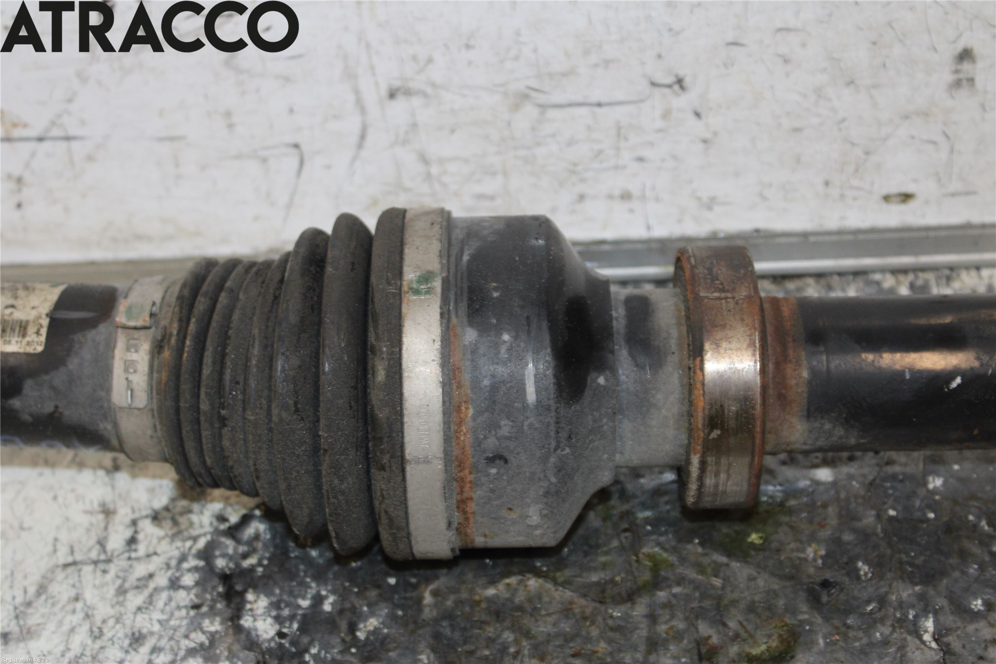 Volvo XC60 09-13 Drivaksel Foran Kompl Høyre