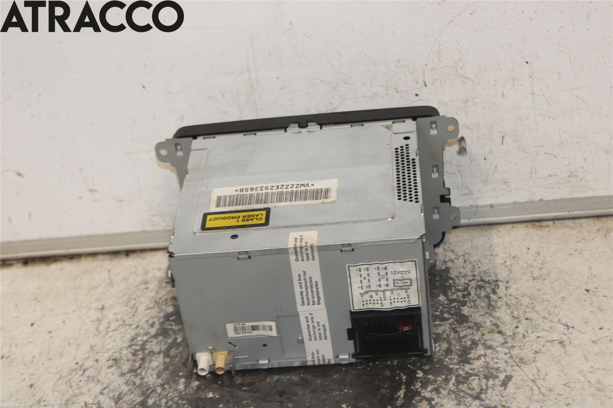 Volkswagen VW GOLF V 04-09 Stereo Radio Med Cd