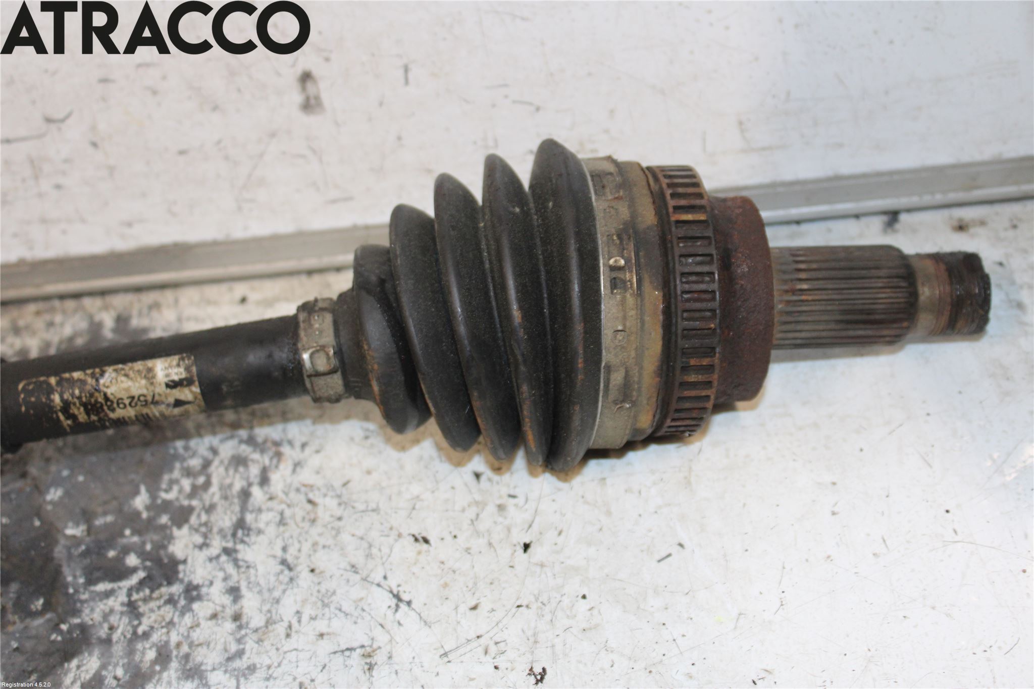 BMW 3 E90/91 SED/TOU 05-12 Drivaksel Foran Kompl Høyre