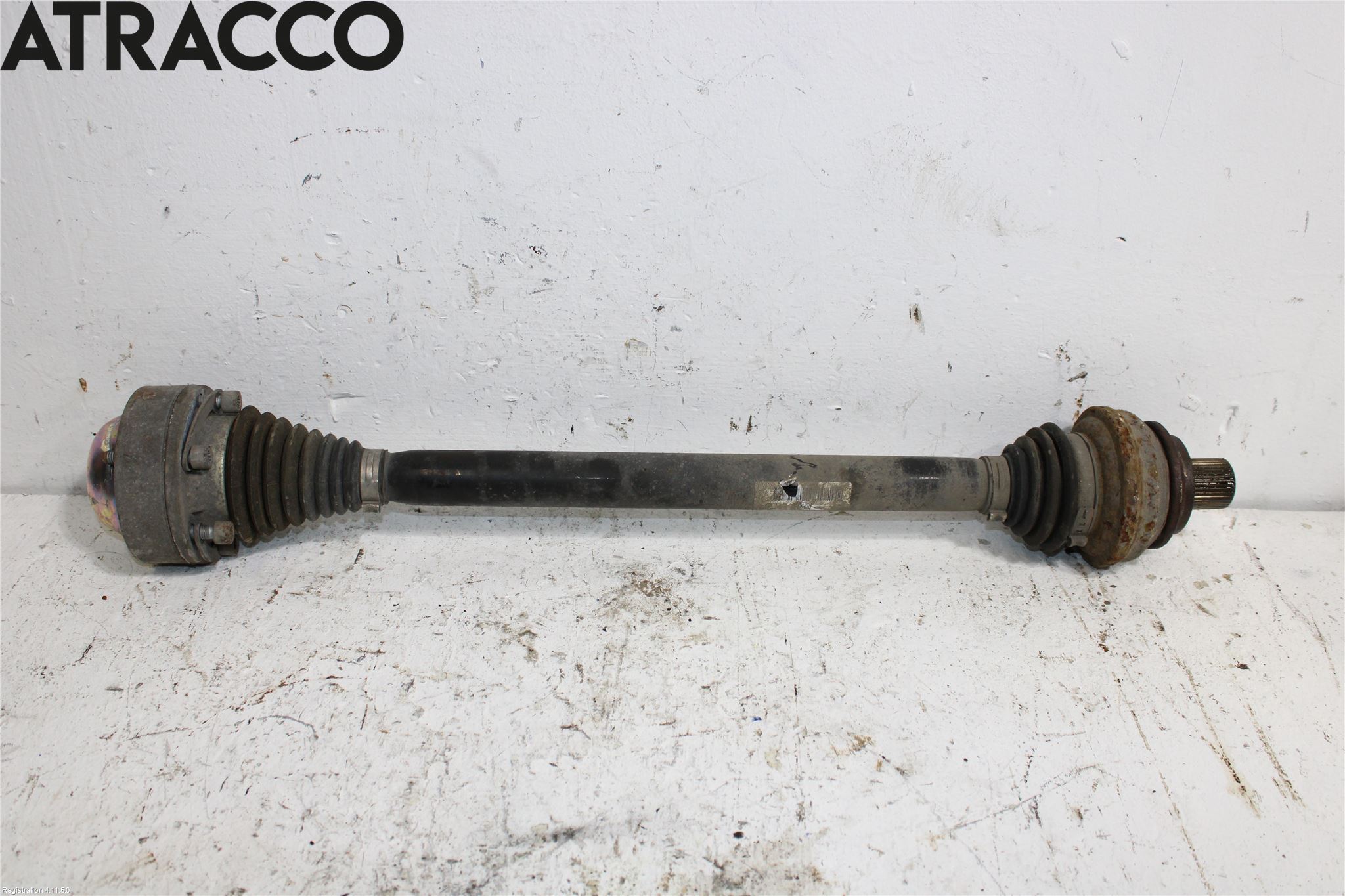 Audi A4/S4 B9 16-19 Drivaksel Bak Kompl Høyre