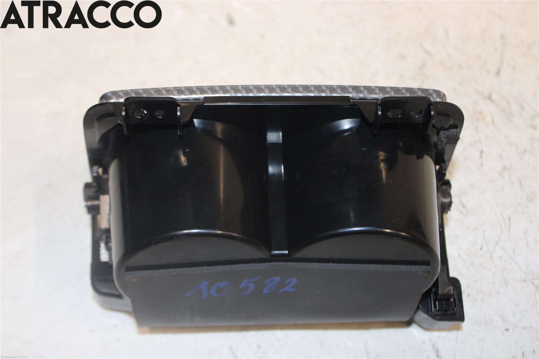 Mitsubishi OUTLANDER 13-21 Innr Koppholder