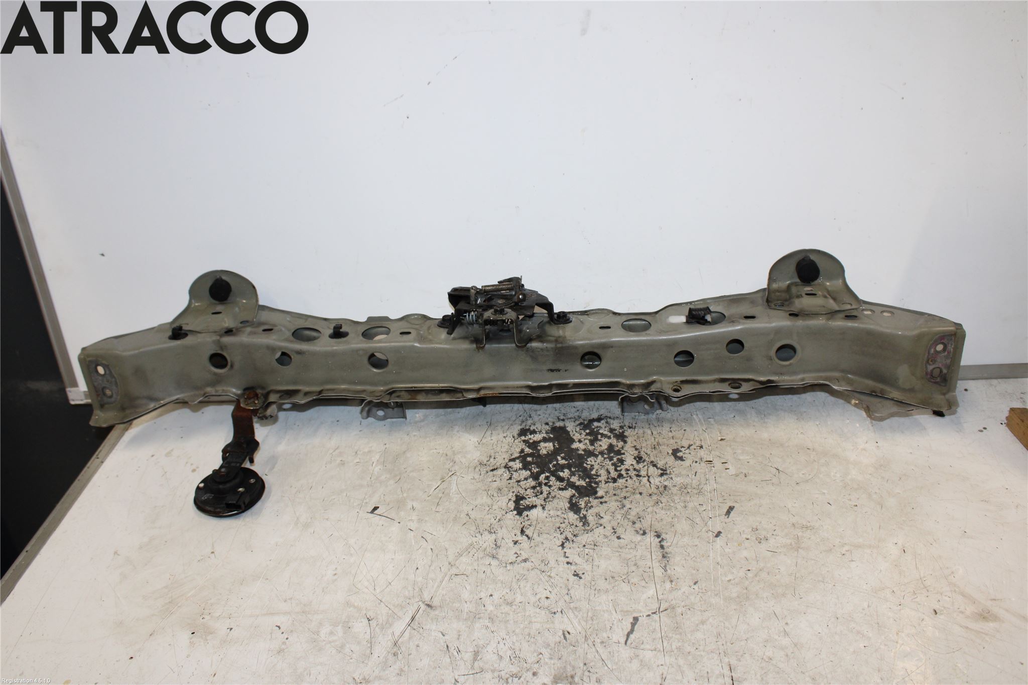 Toyota YARIS XP130 15-20 Frontplate Øvre