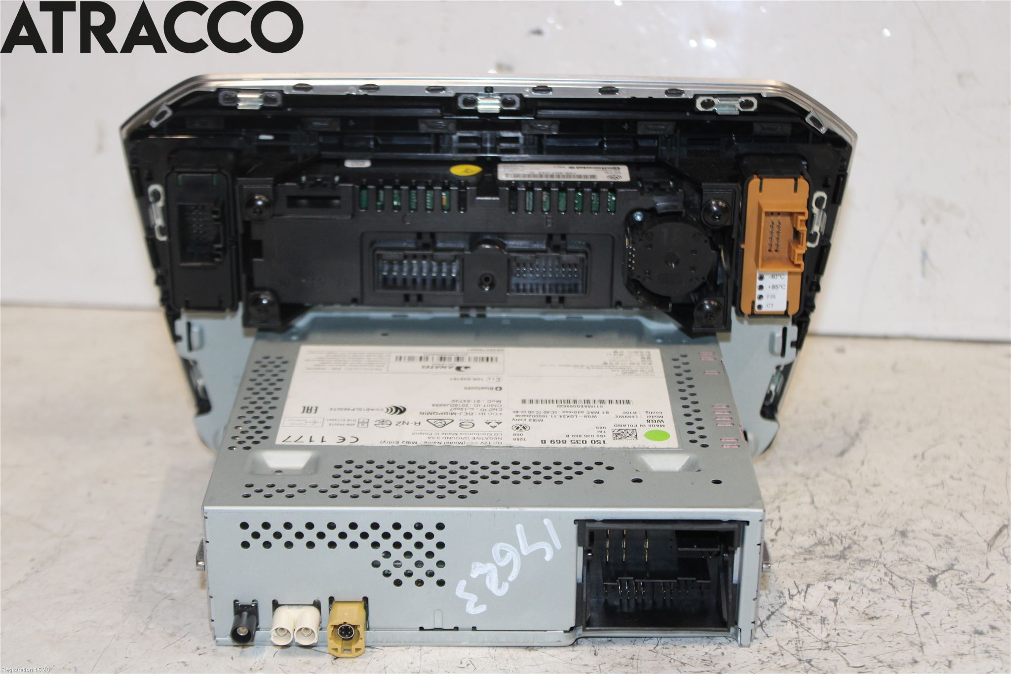 Volkswagen VW UP! / E-UP! Stereo Radio Med Cd