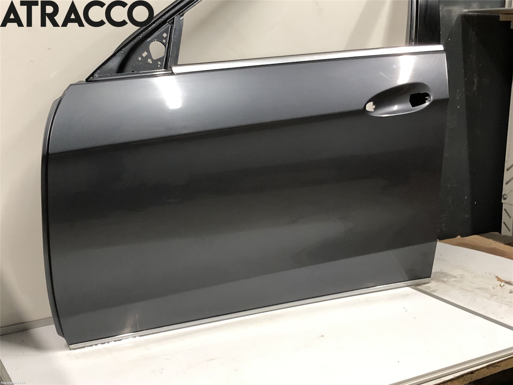 Mercedes-Benz MB E-KLASS (W212) 09-16 Dør 4D Foran Venstre