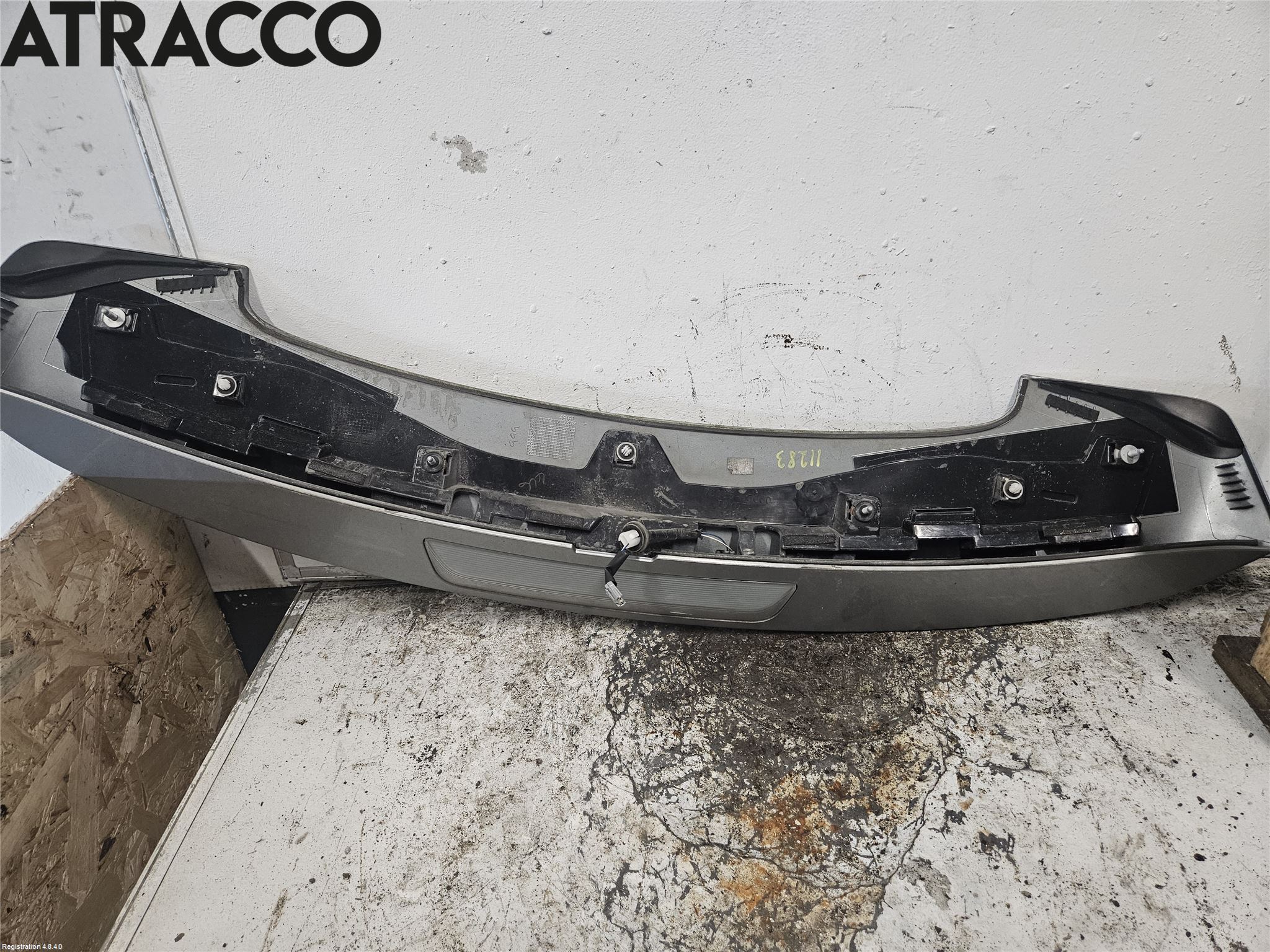 Toyota AVENSIS 09-15 Spoiler Bakluke