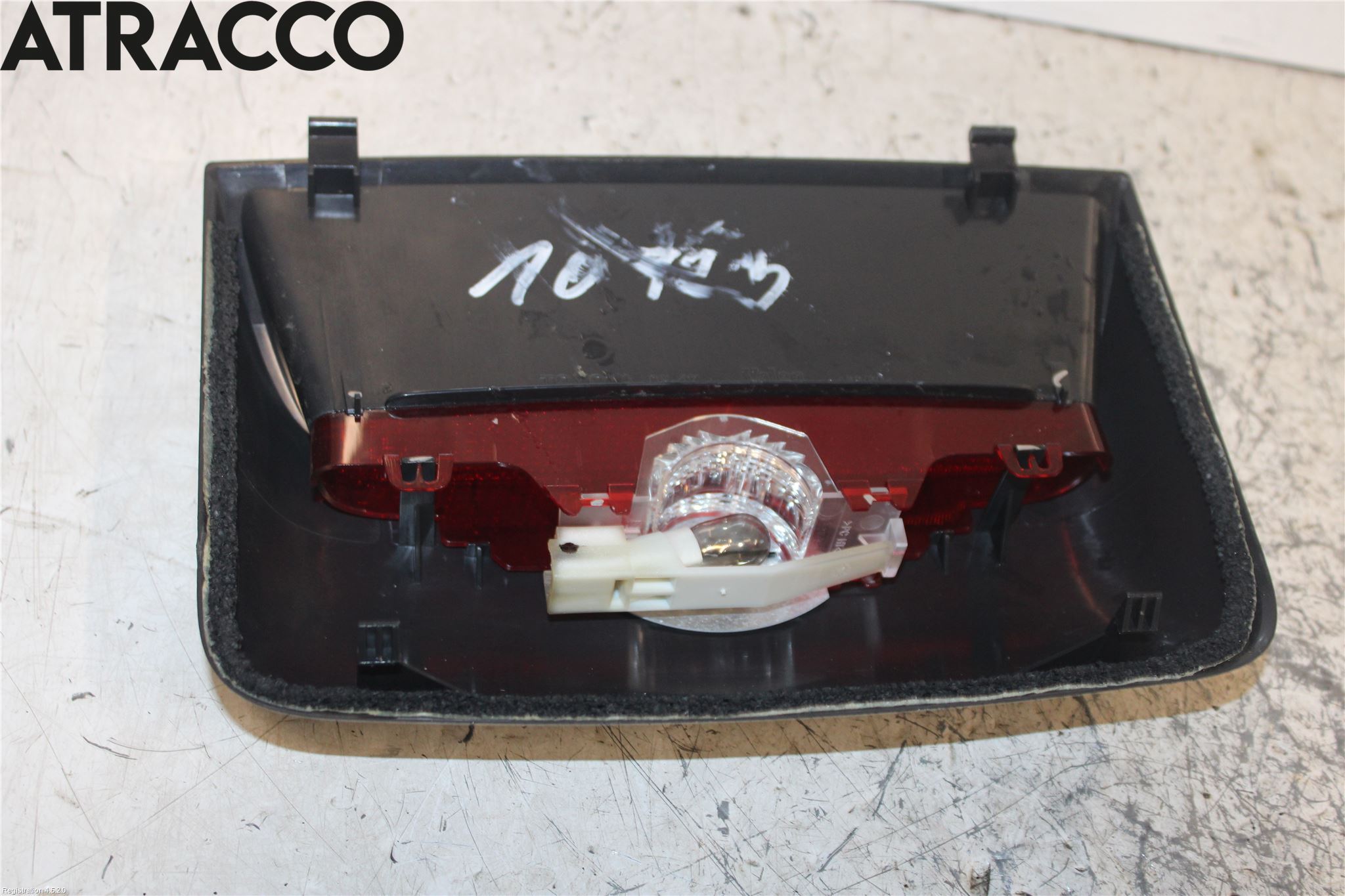 Toyota AVENSIS 03-06 Bremselys Bakrute