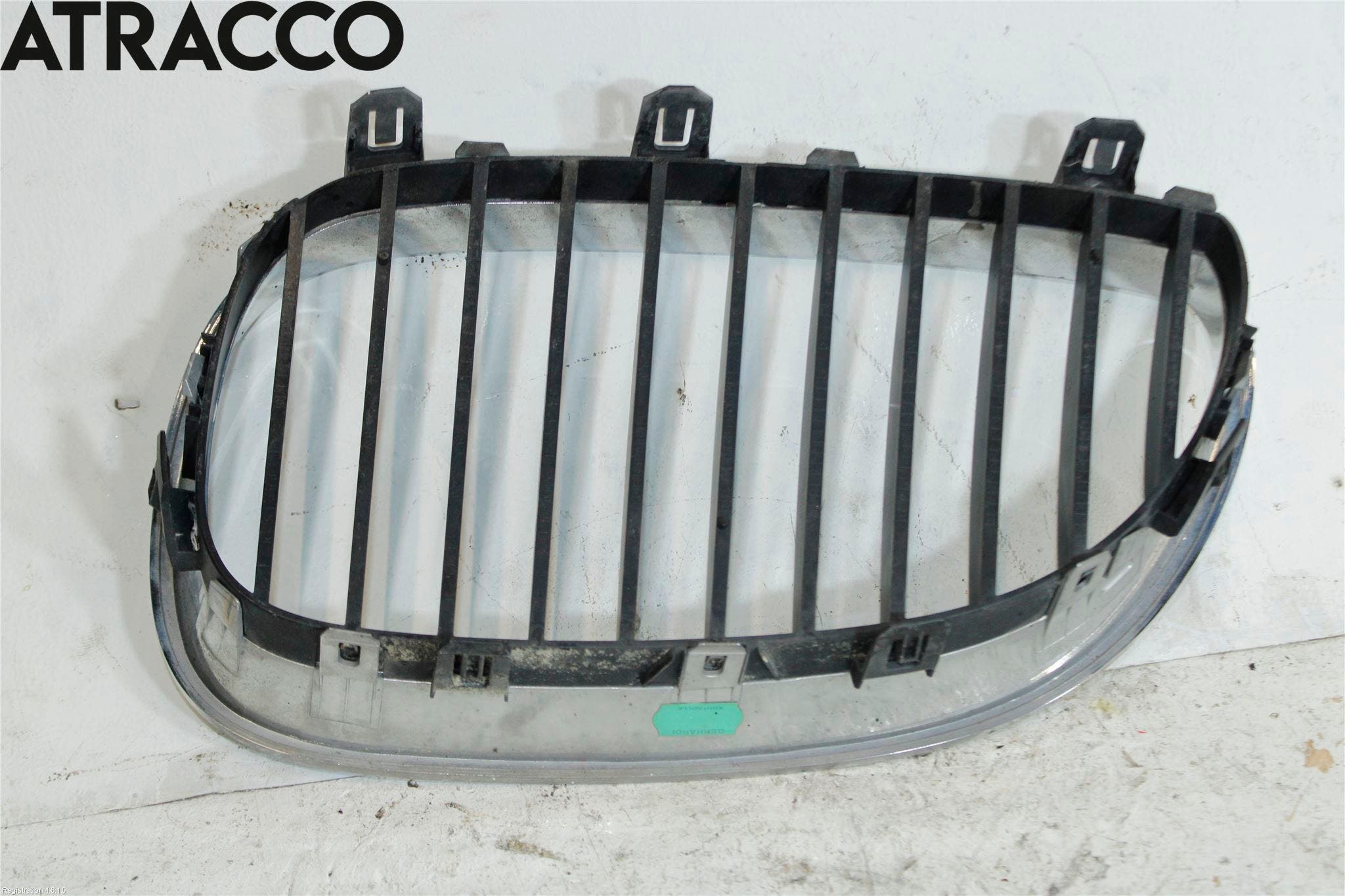 BMW 5 E60/61 Sed/Tou 02-10 Grilldel Venstre
