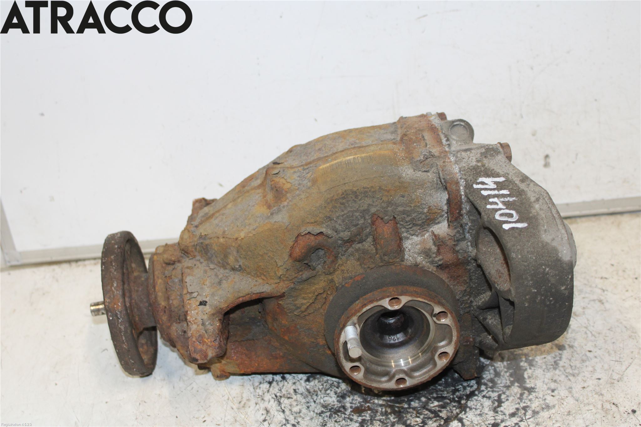 BMW 3 E90/91 SED/TOU 05-12 Bakaksel Kardang Bak -Diff