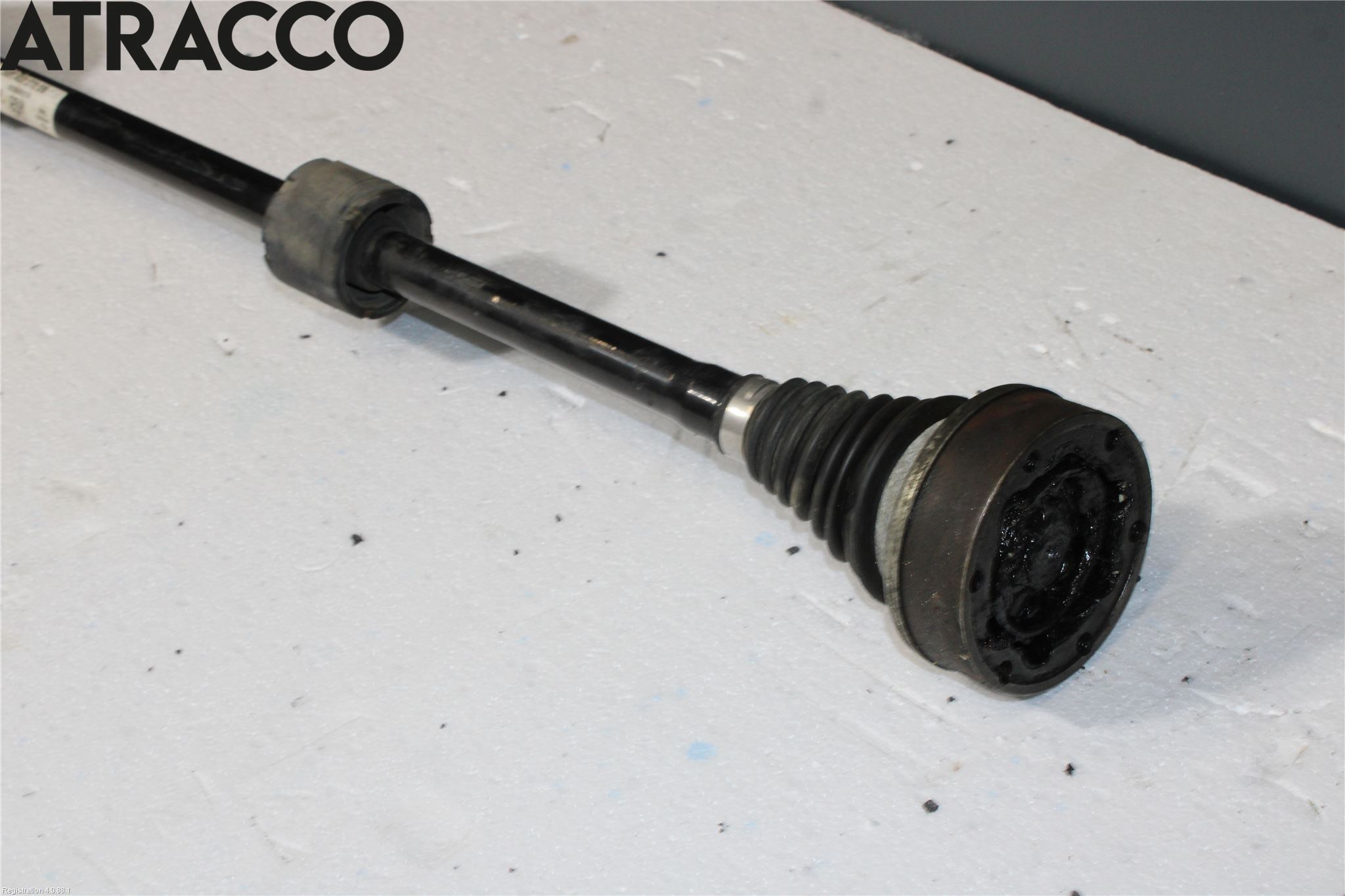 Audi A3/S3 05-13 Drivaksel Foran Kompl Høyre