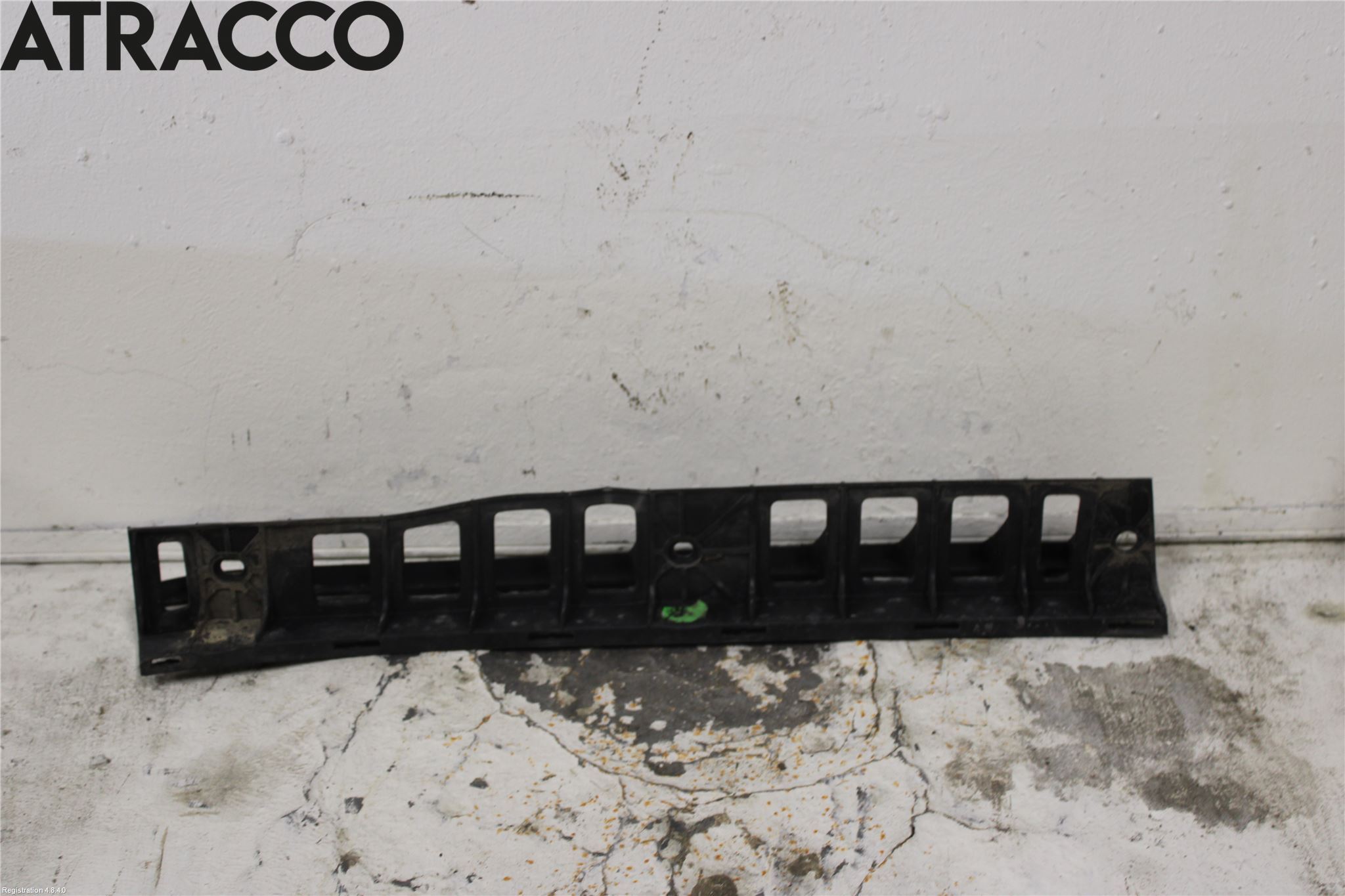 Skoda YETI Støtfangerfeste Bak Venstre