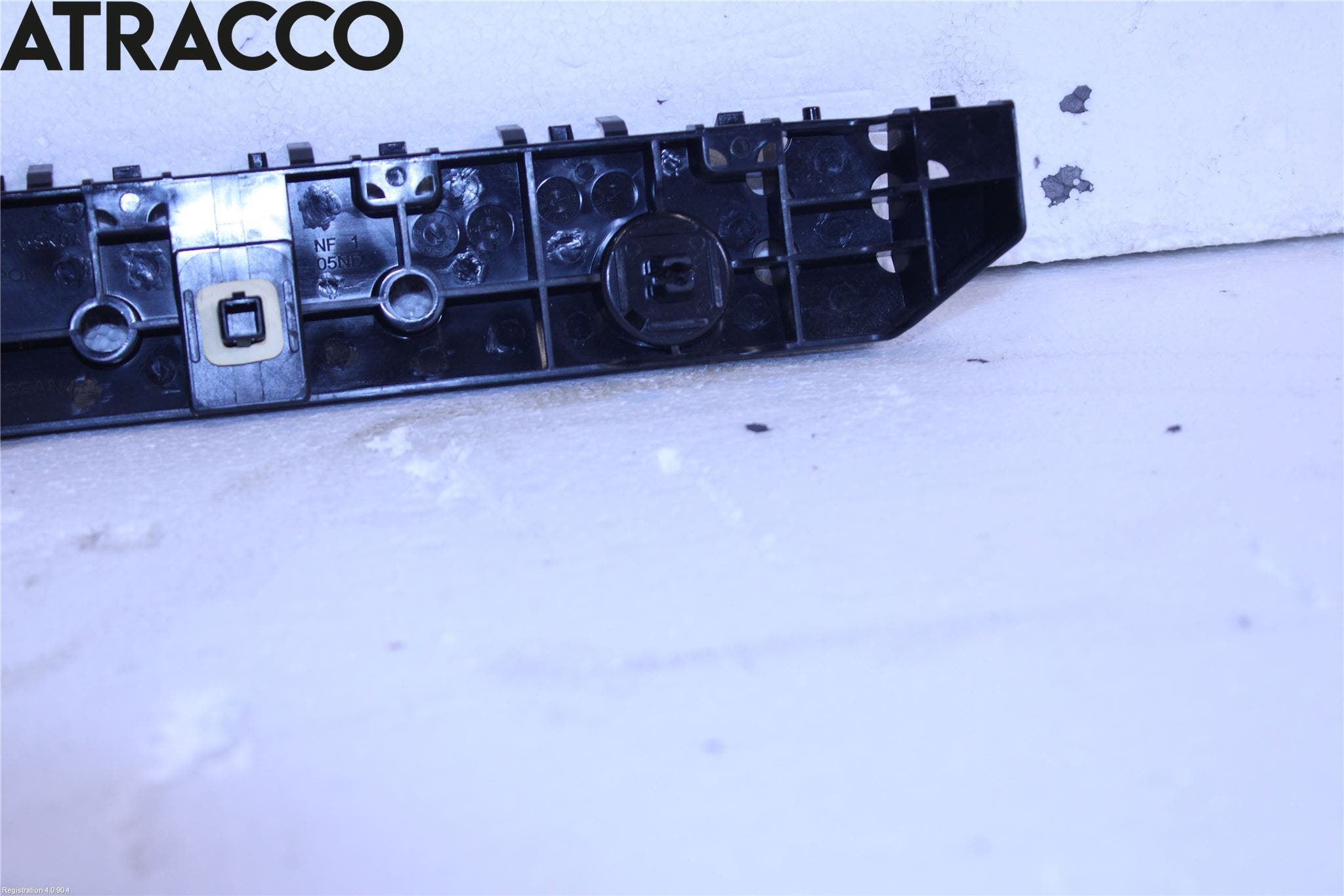 Nissan LEAF 18- Støtfanger Bak Feste