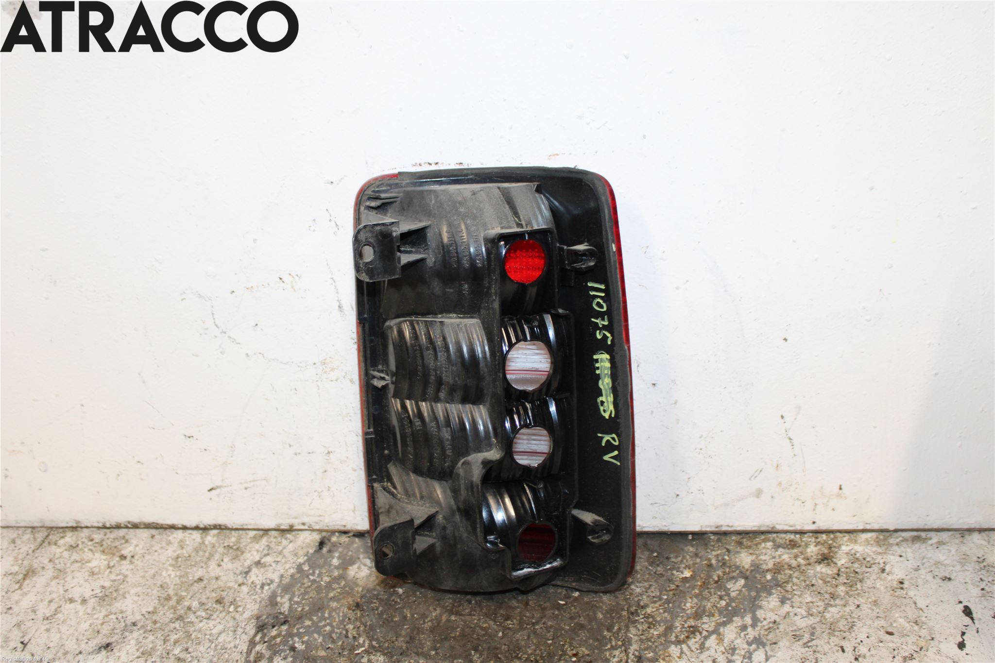 Volkswagen VW CADDY 11-15 Baklykt Venstre