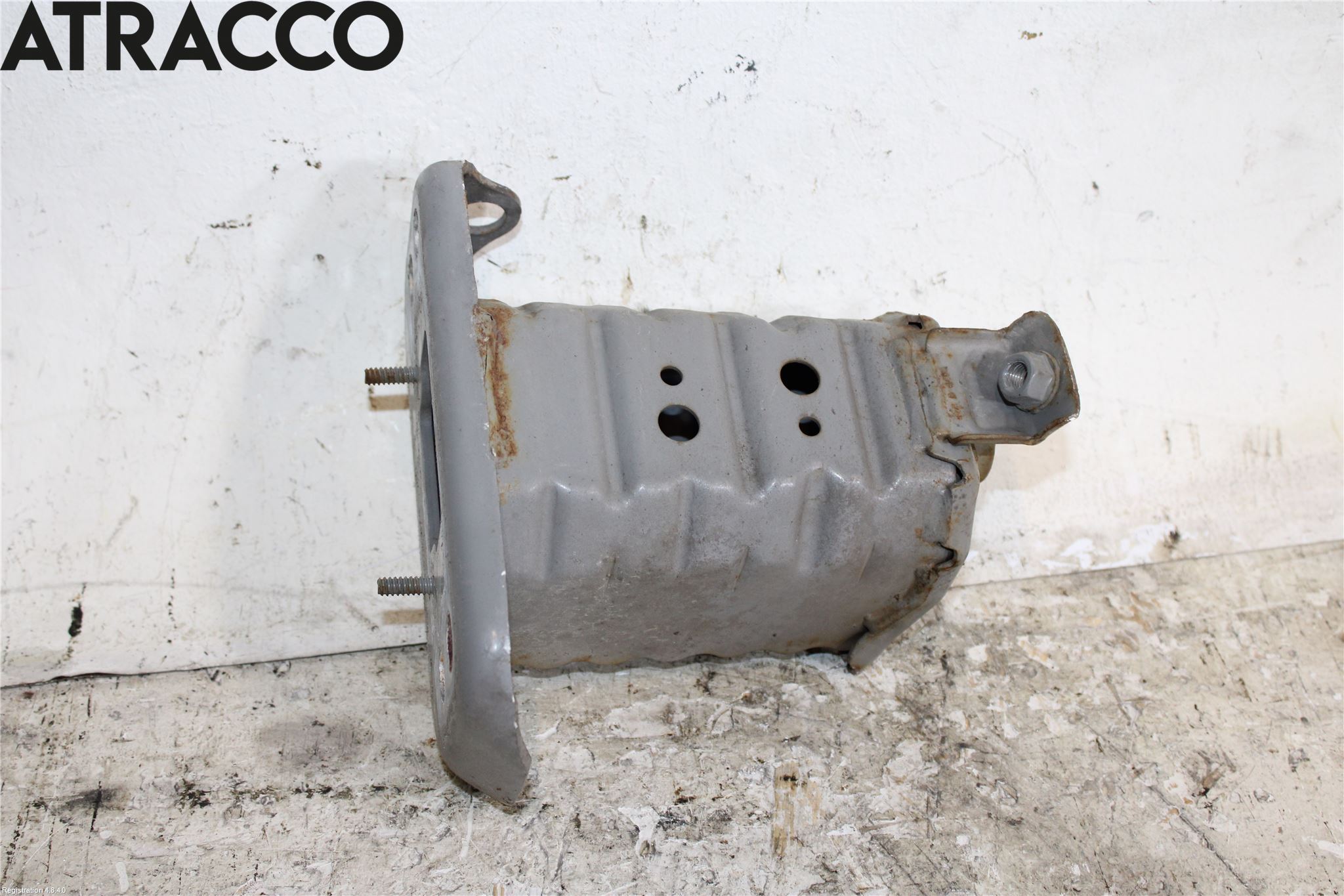 Toyota YARIS XP90 06-11 Støtfanger Foran Feste