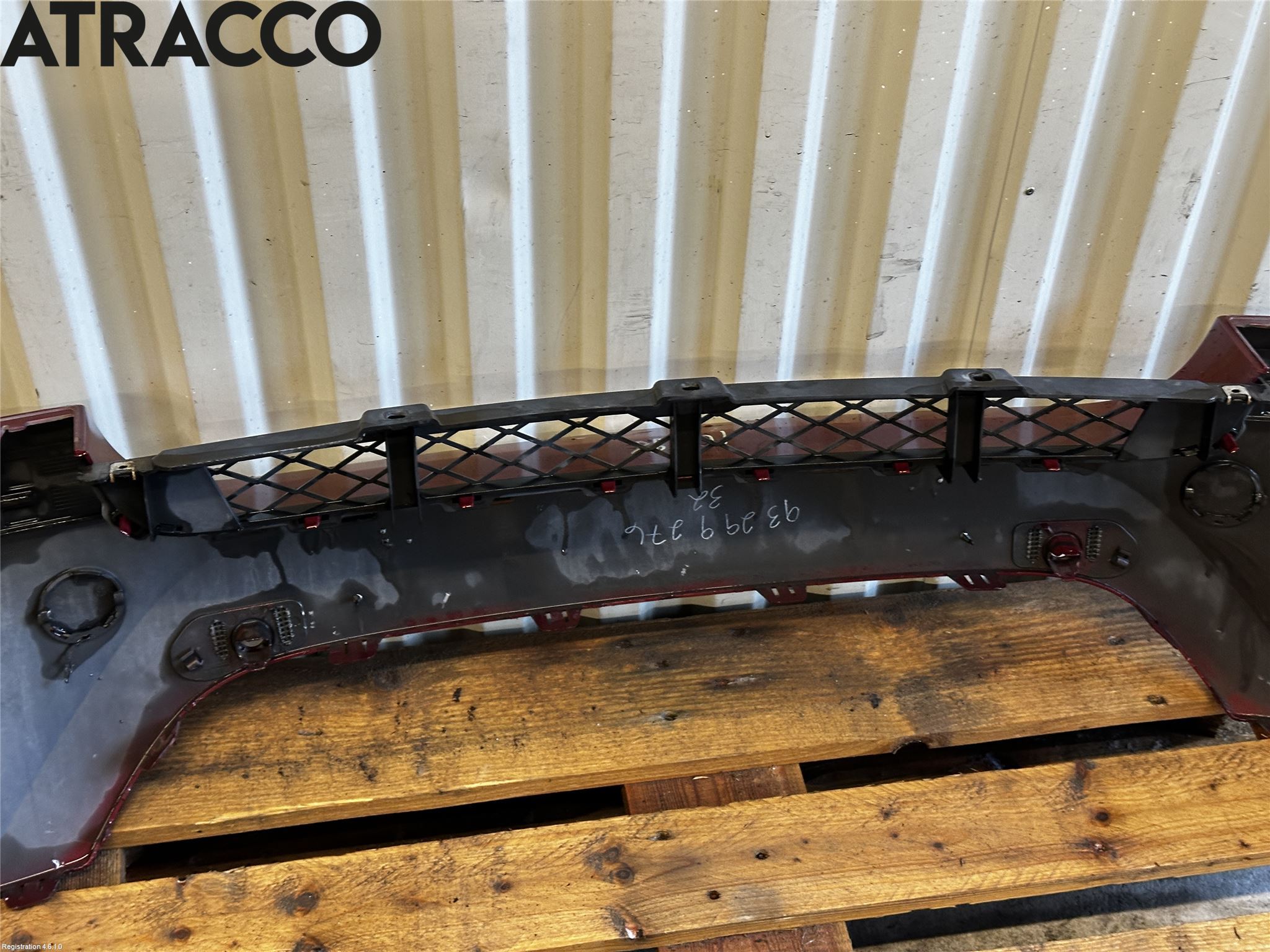 BMW X6 E71/E72   08-14 Støtfanger Foran Midt Del