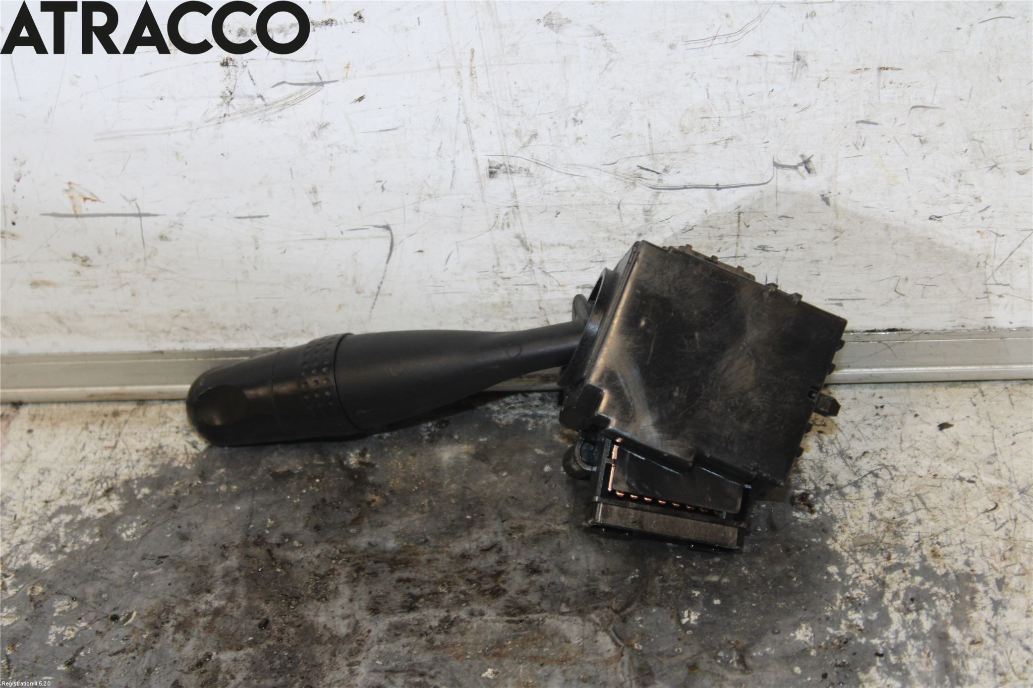 Suzuki GRAND VITARA II 06-14 Bryter Ratt Visker - Spyler