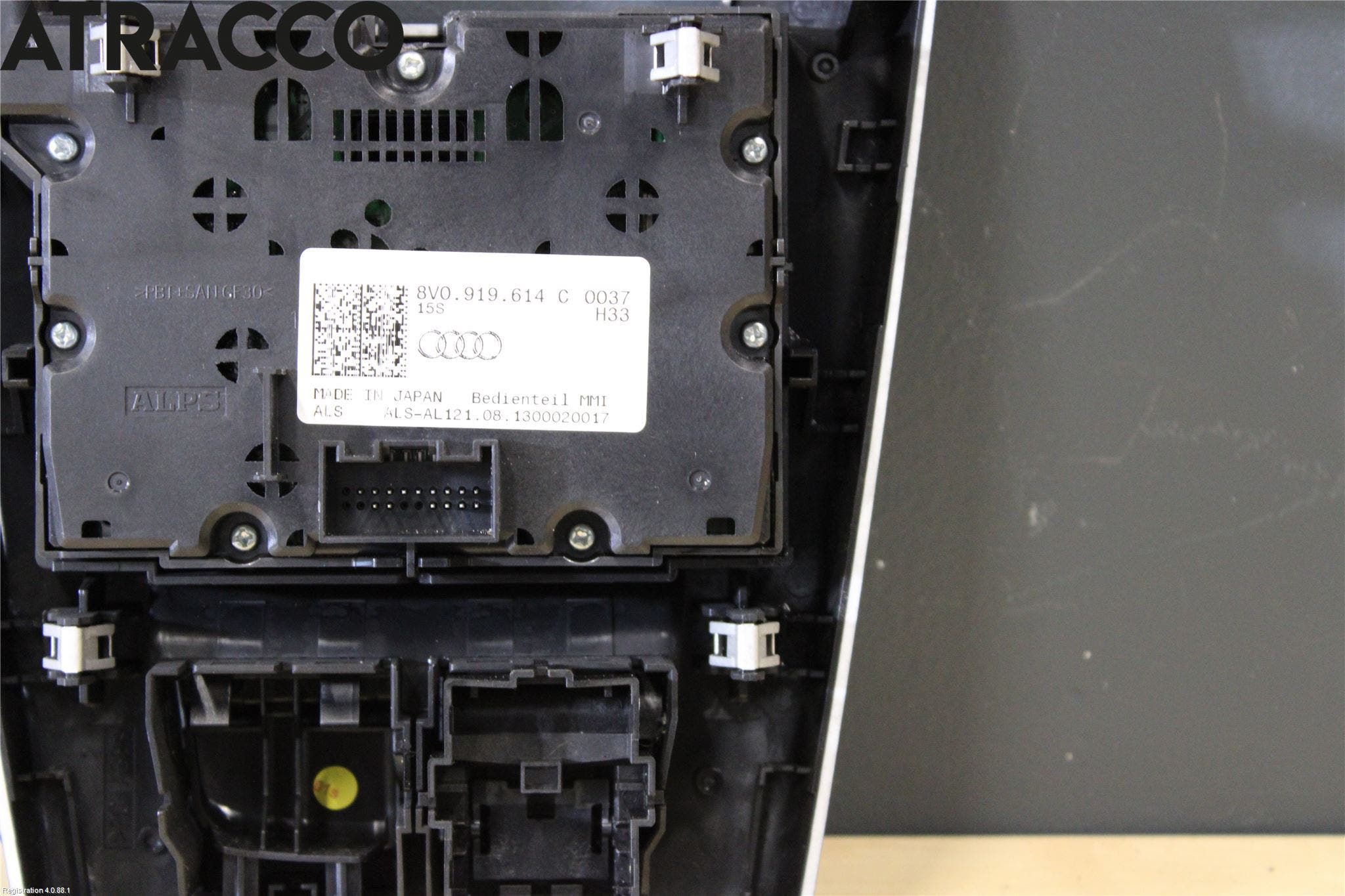 Audi A3/S3 05-13 Instrumentkonsoll Midt