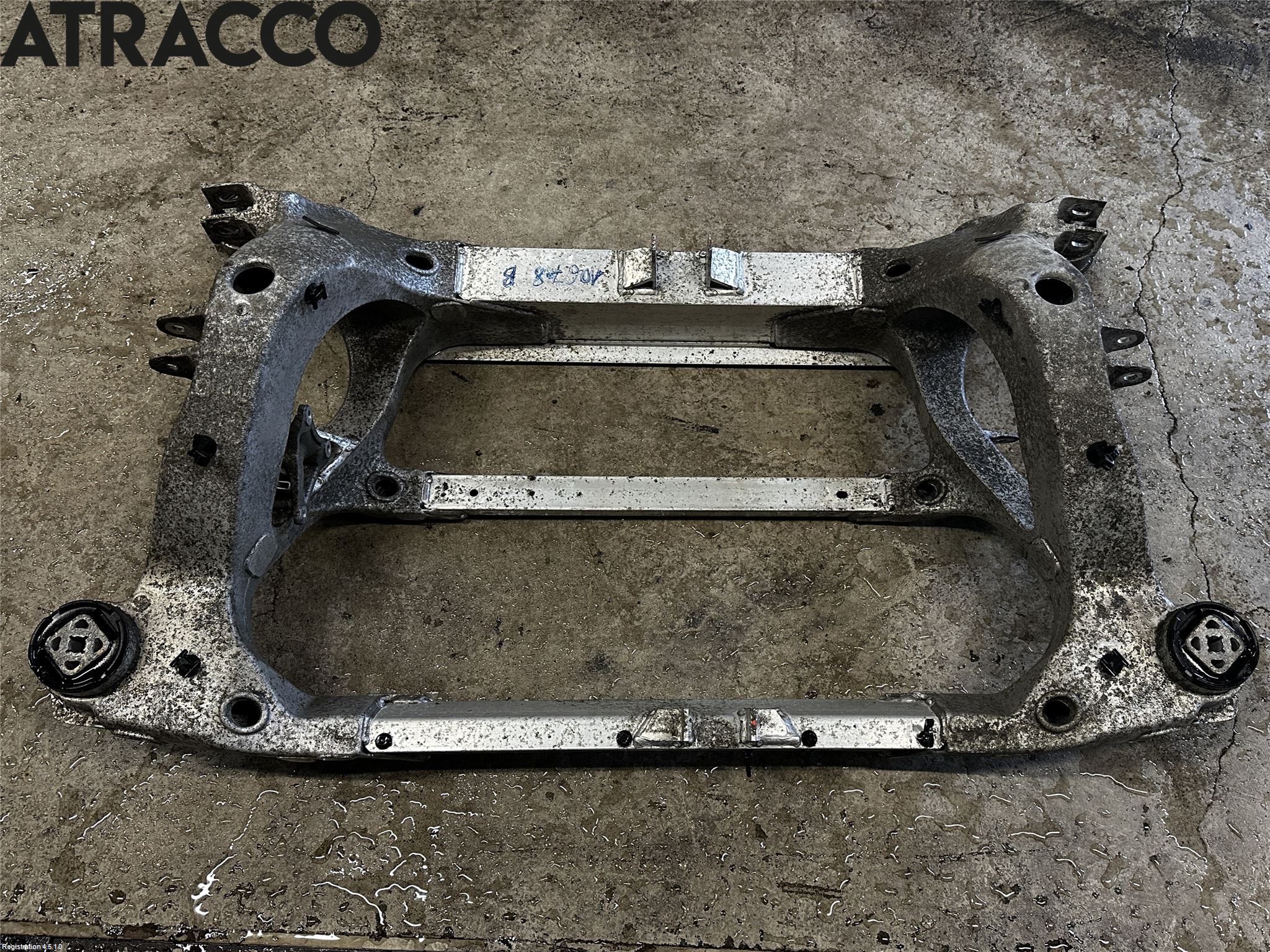 Tesla MODEL S 13- Bakaksel Feste Travers-Ramme