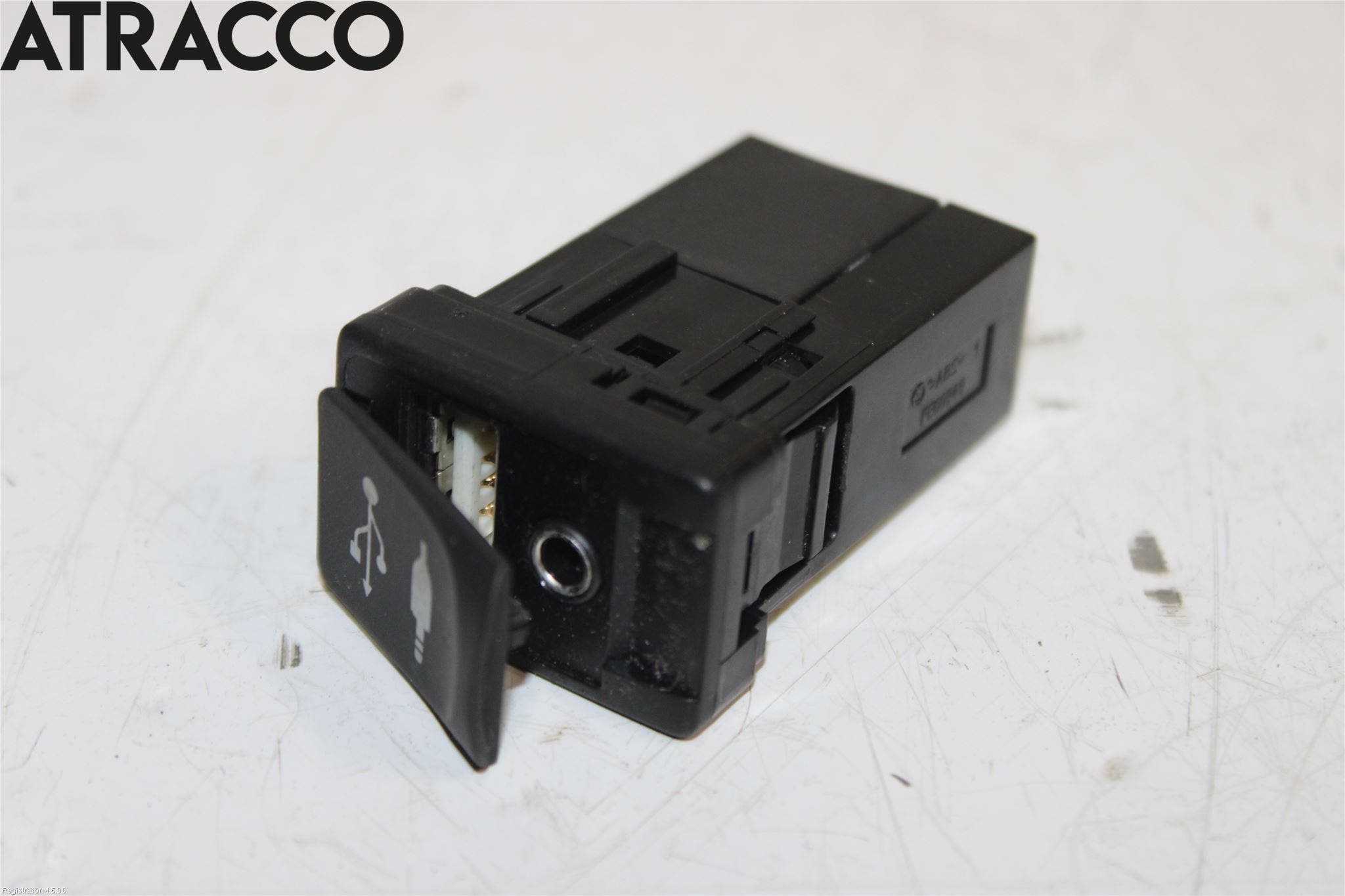 Toyota AURIS 13-19 Usb Connection