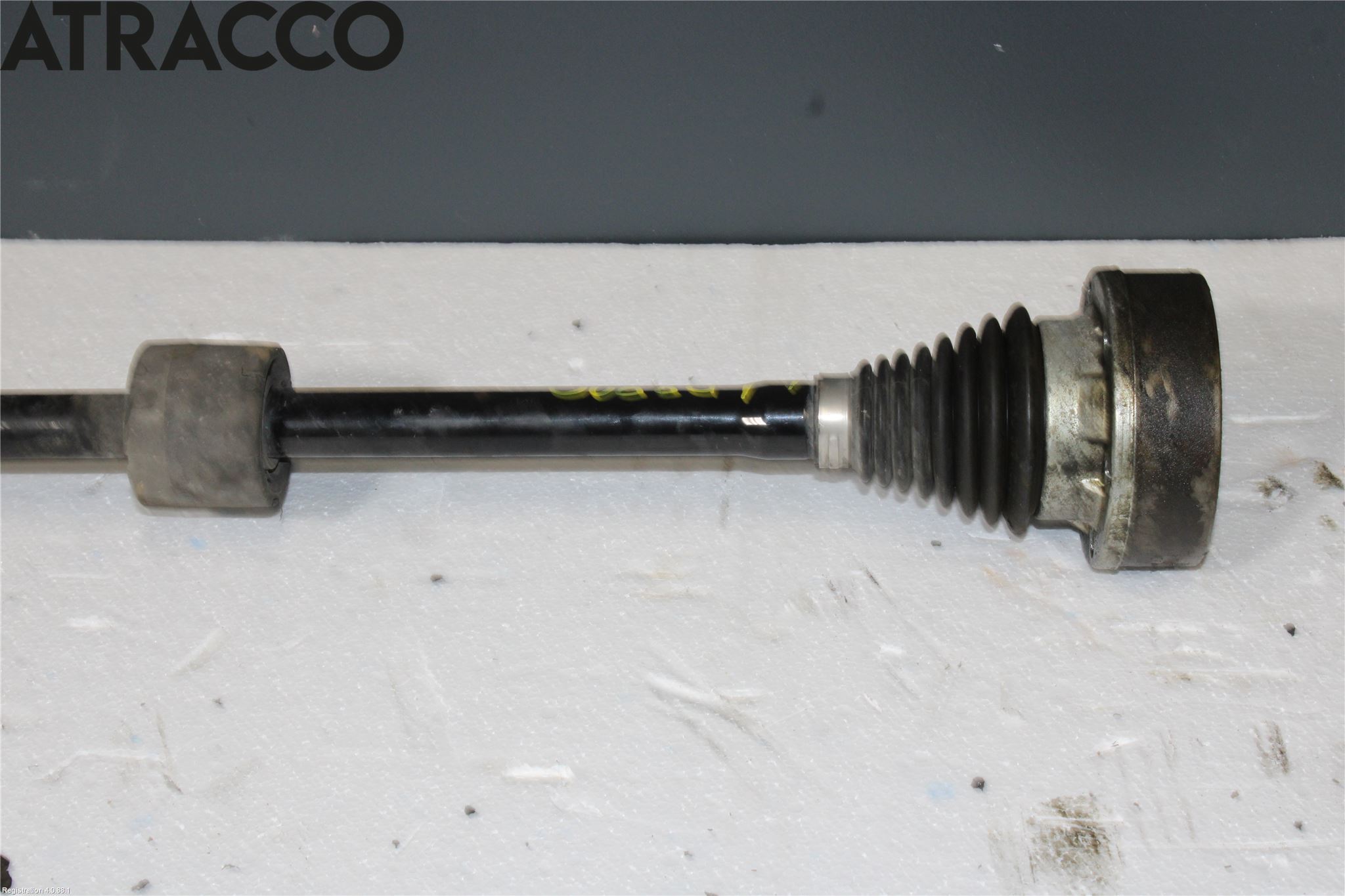 Audi A3/S3 05-13 Drivaksel Foran Kompl Høyre