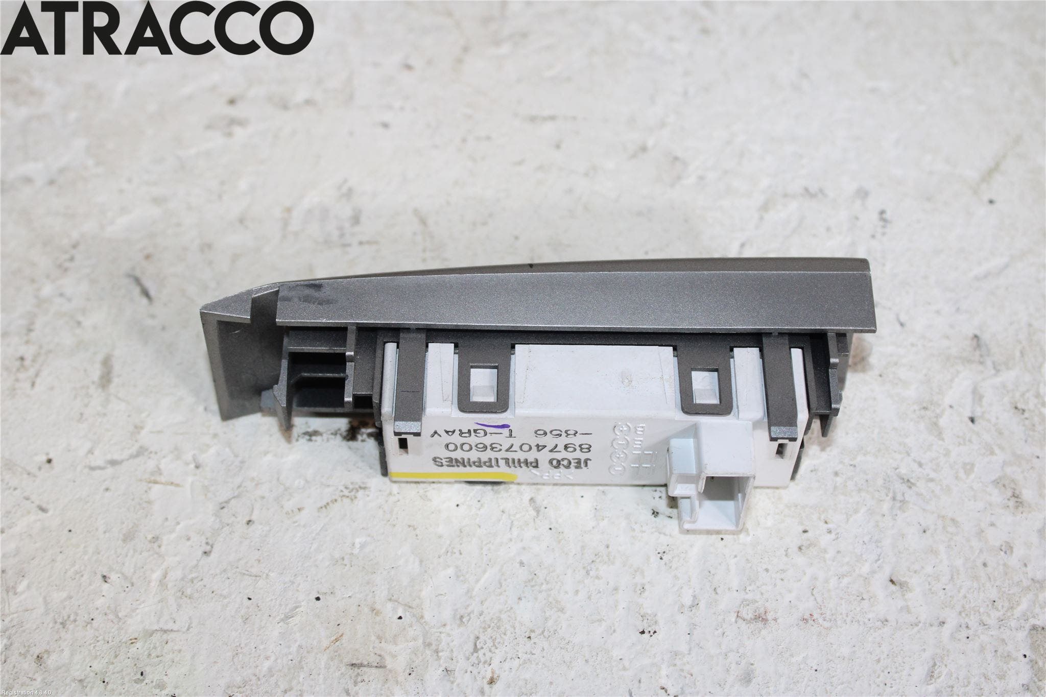 Isuzu D-MAX Instr Klokke